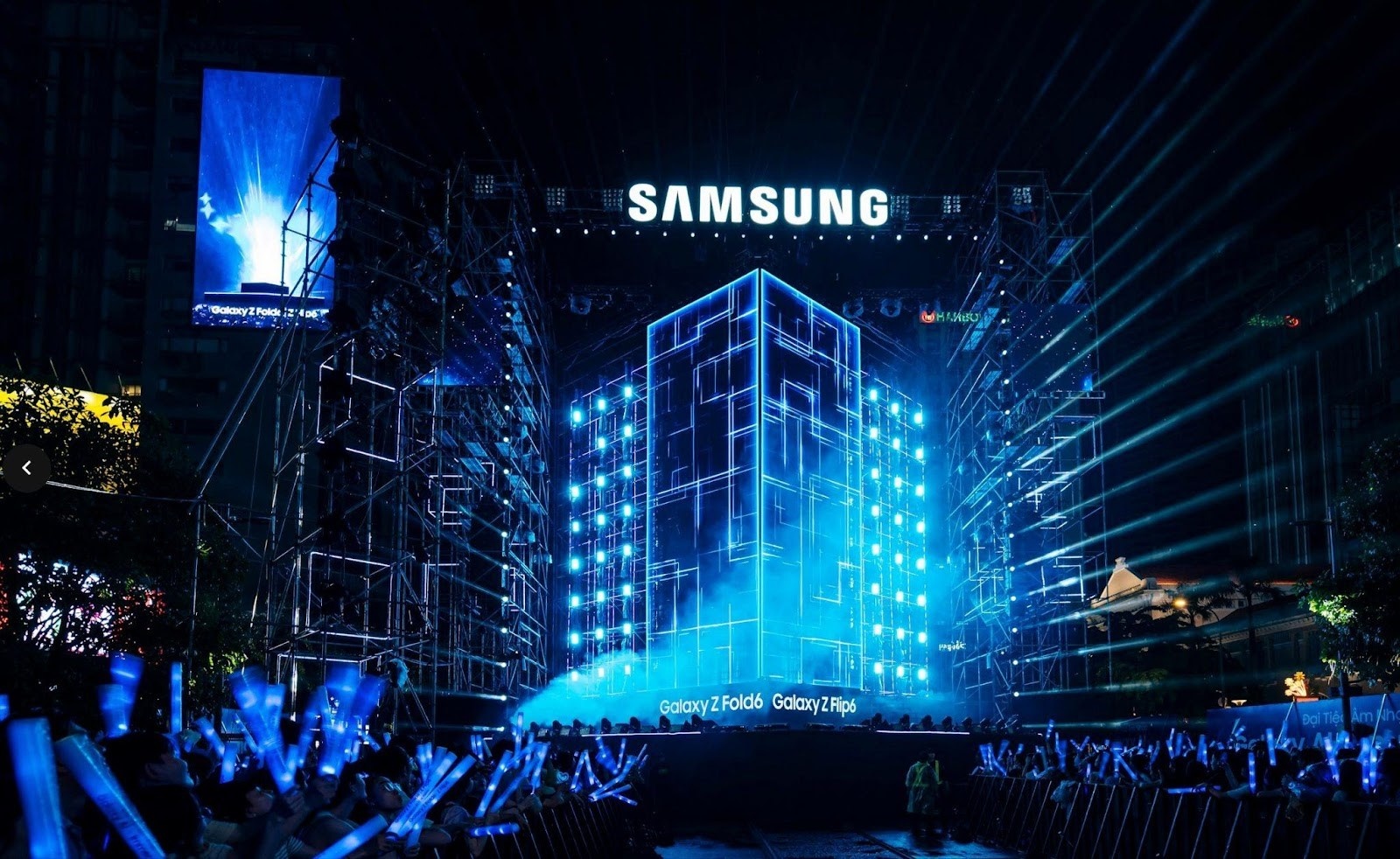 Dai tiec am nhac va cong nghe voi 50.000 nguoi tham gia cua Samsung hinh anh