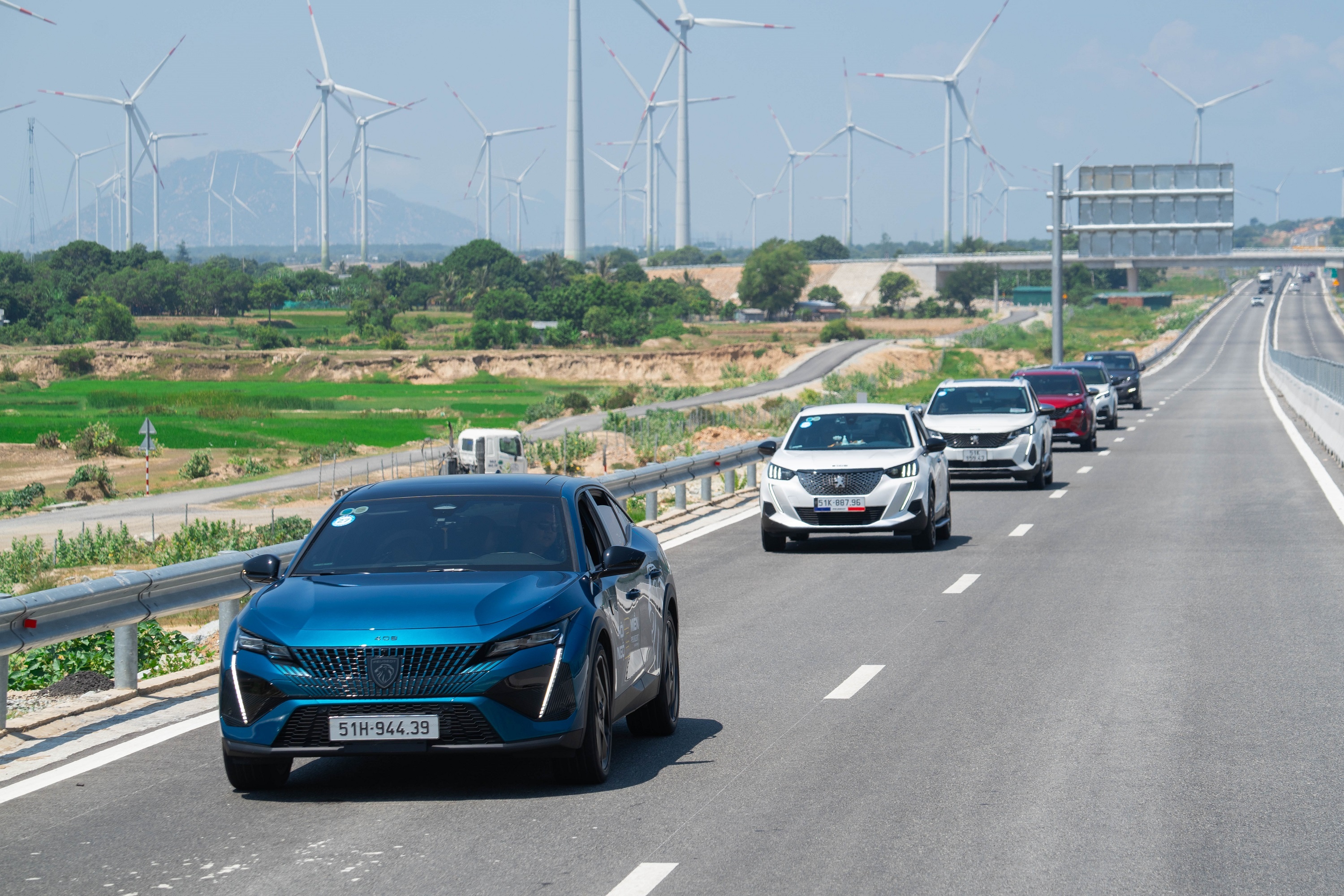 Thaco Auto,  Hoi ngo 3 mien anh 2