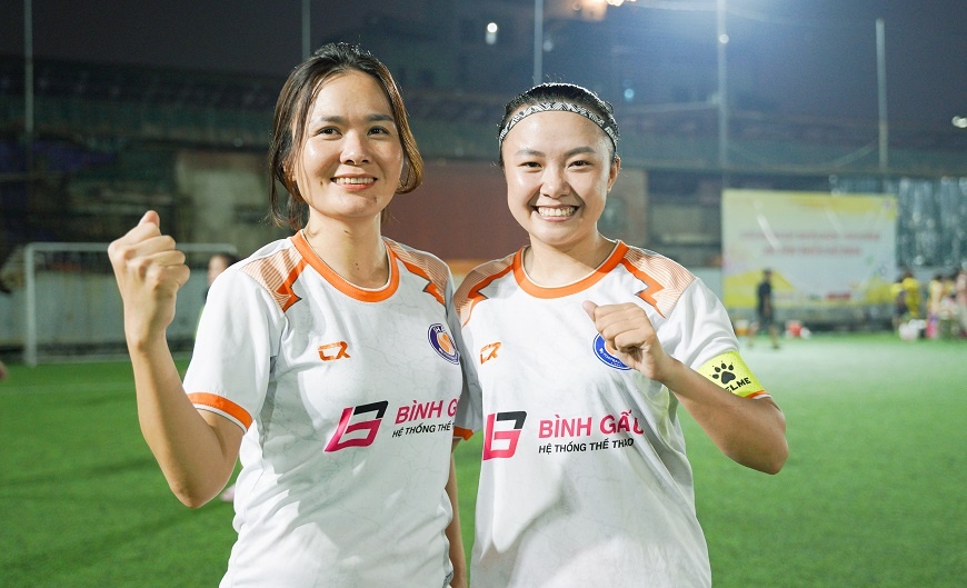 Cau chuyen thu vi ve doi bong nu ngan hang vo dich Queen League 2024 hinh anh