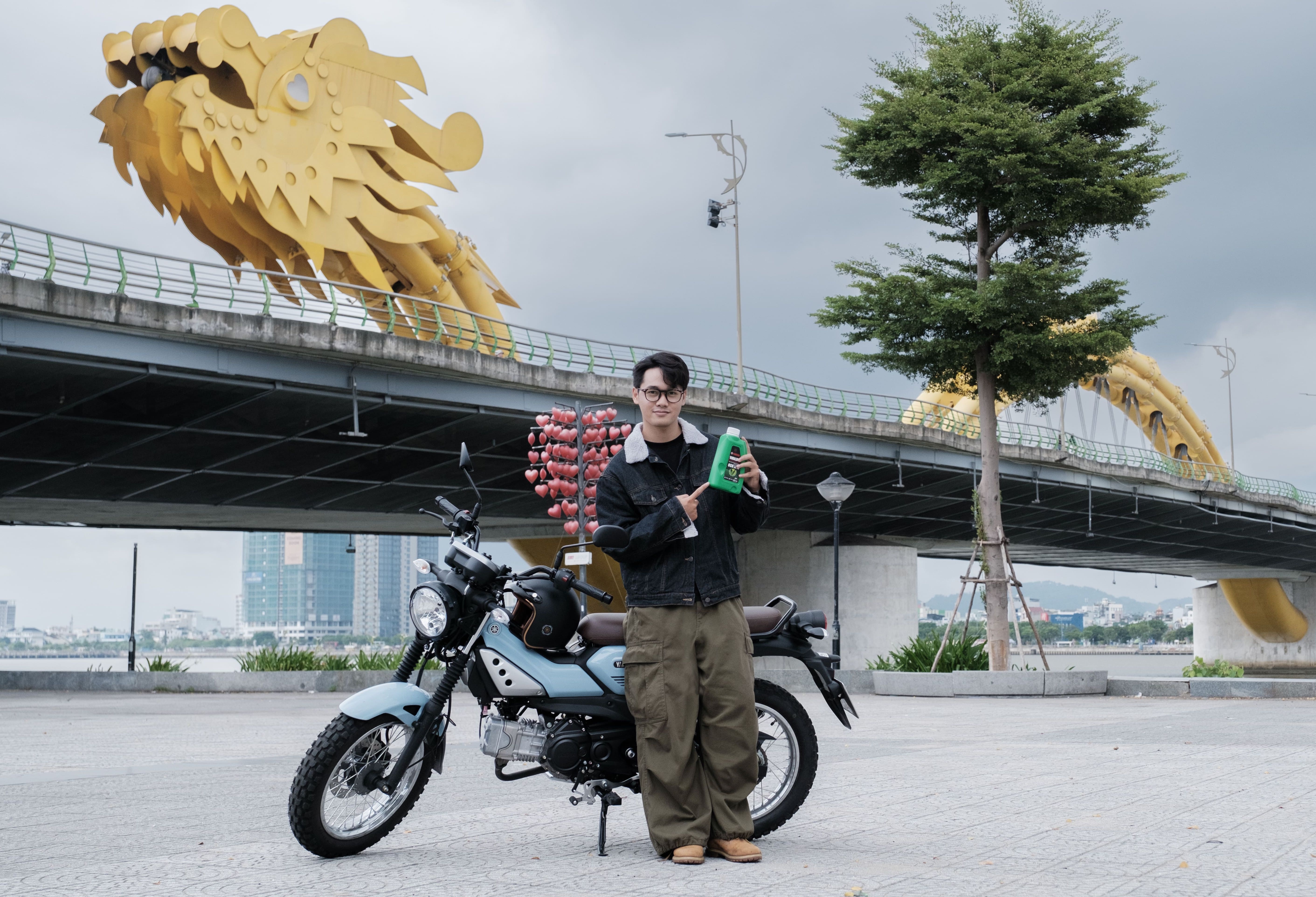 Cham xe chuan chinh hang va nhan qua mien phi tai Yamaha Town hinh anh