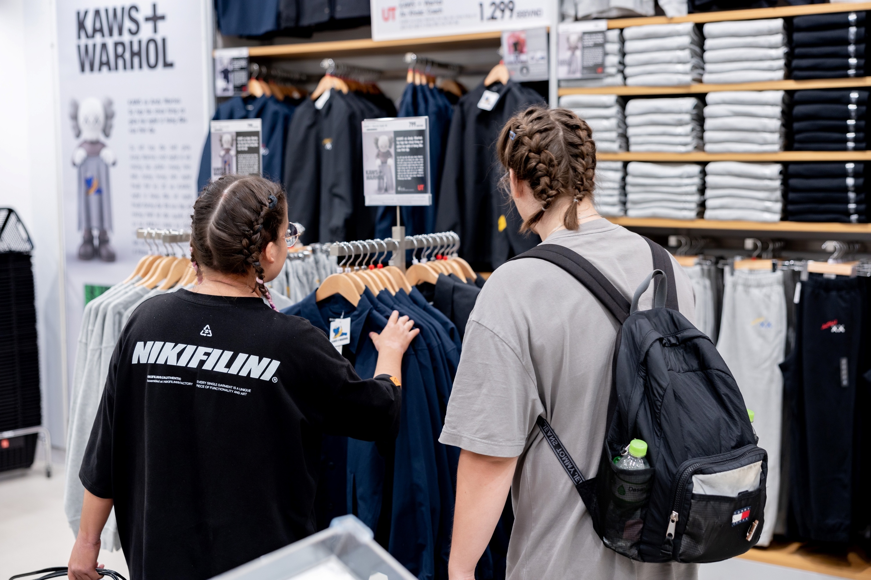 Uniqlo ảnh 16 Uniqlo anh 16