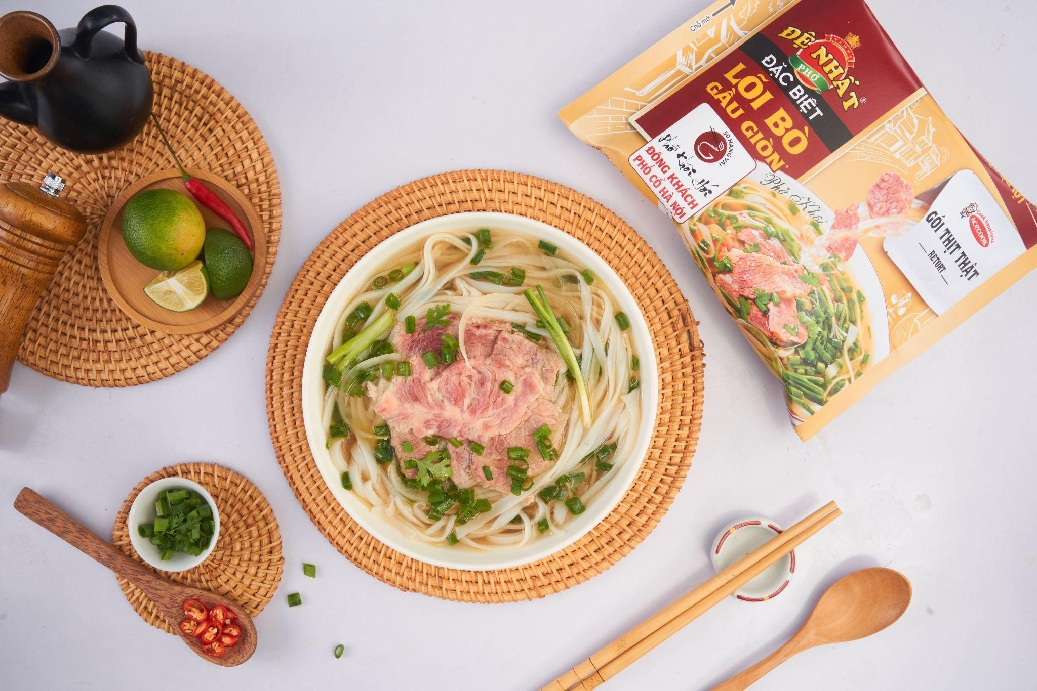 De Nhat tai hien pho pho co Ha thanh hinh anh