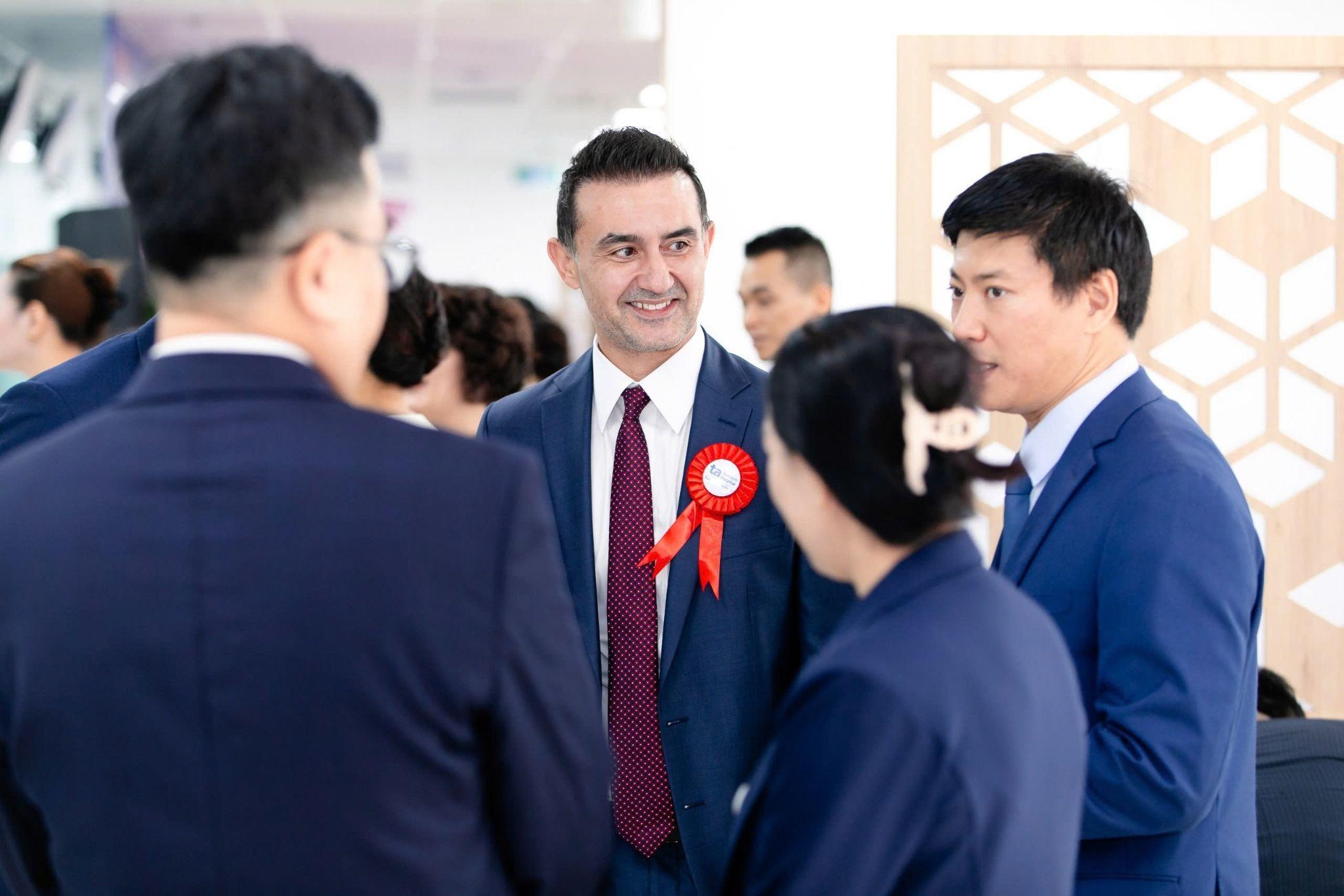 VNVC, tiêm chủng ảnh 4 VNVC, tiem chung anh 4