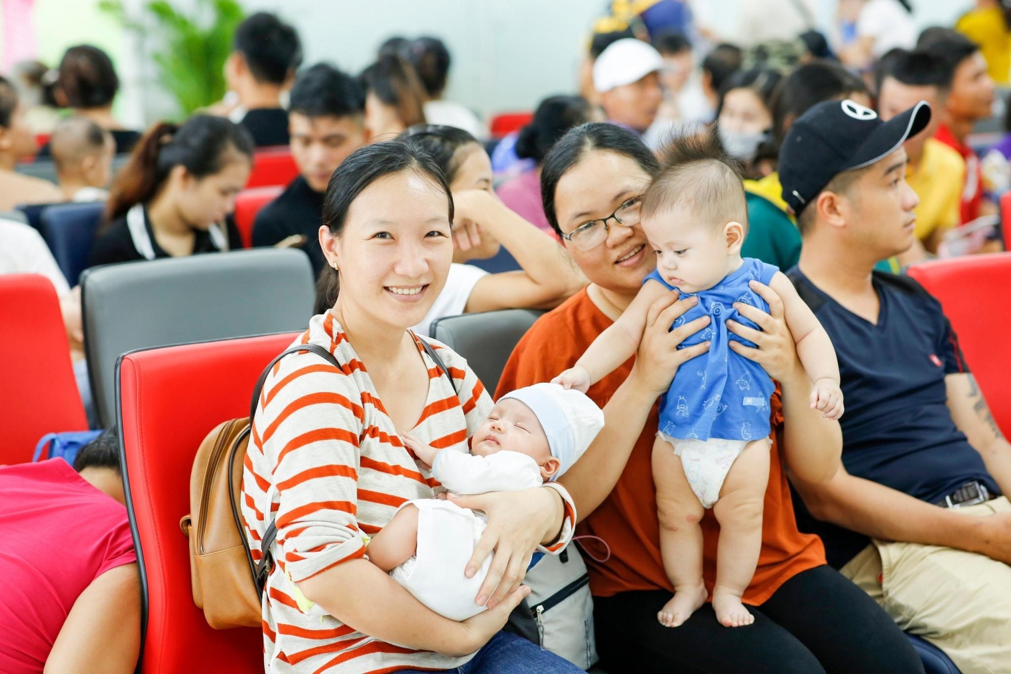 VNVC, tiêm chủng ảnh 14 VNVC, tiem chung anh 14