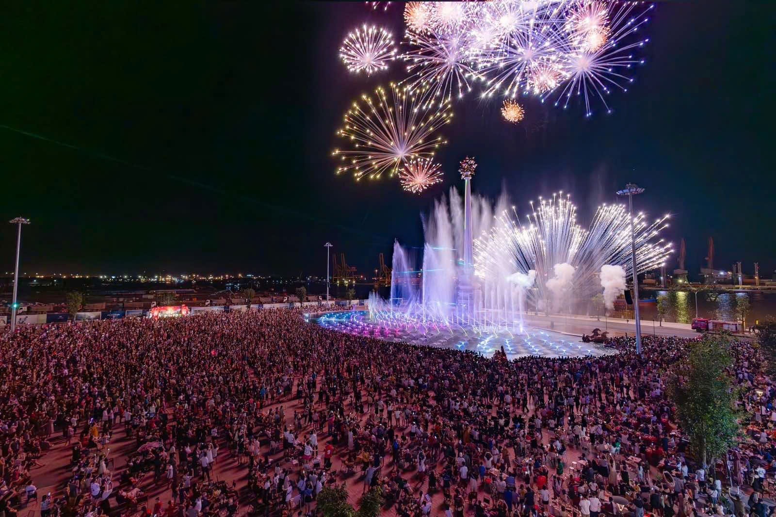 Grand World,  Vinpearl anh 13