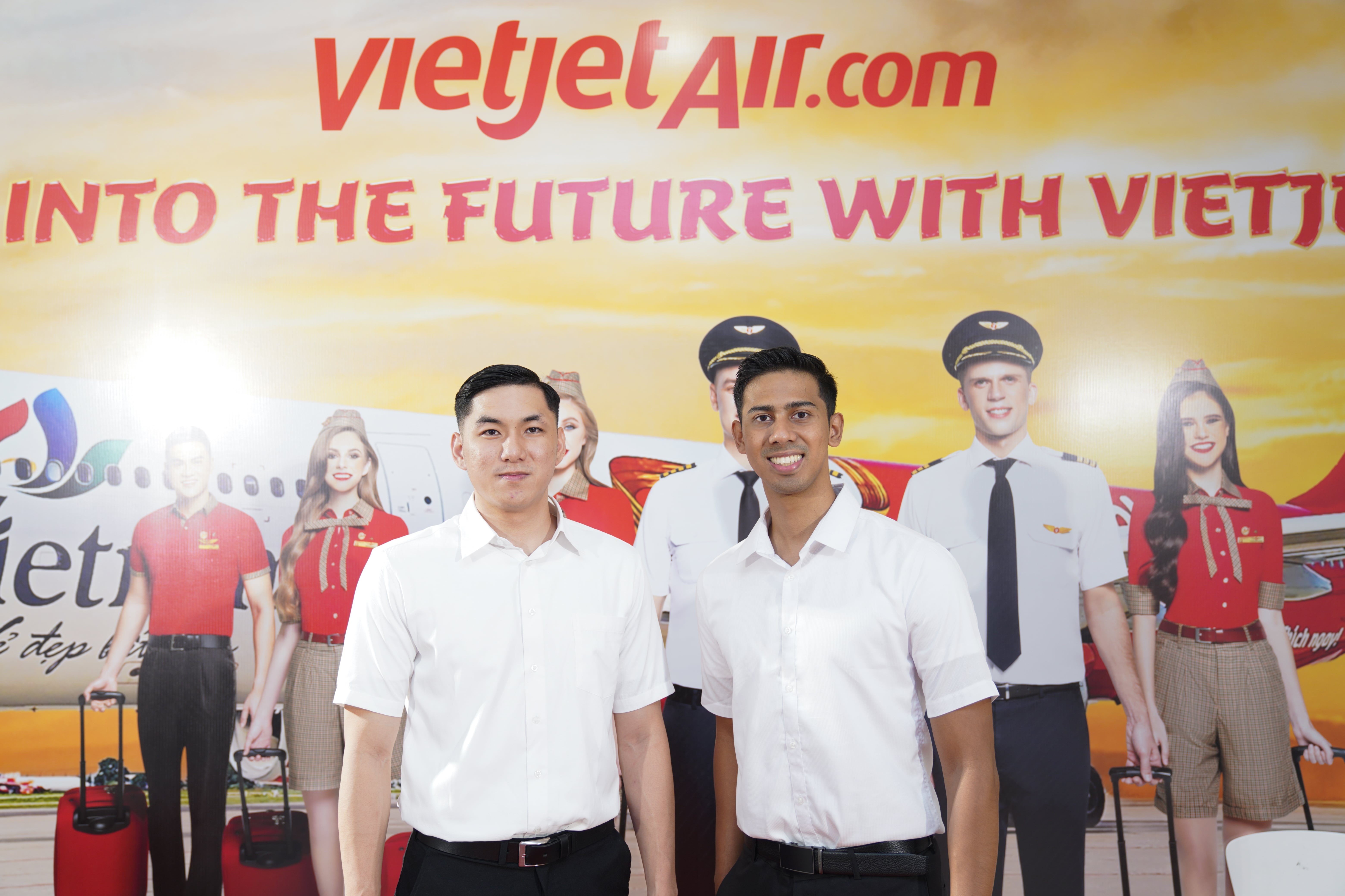 Vietjet tuyen dung anh 2
