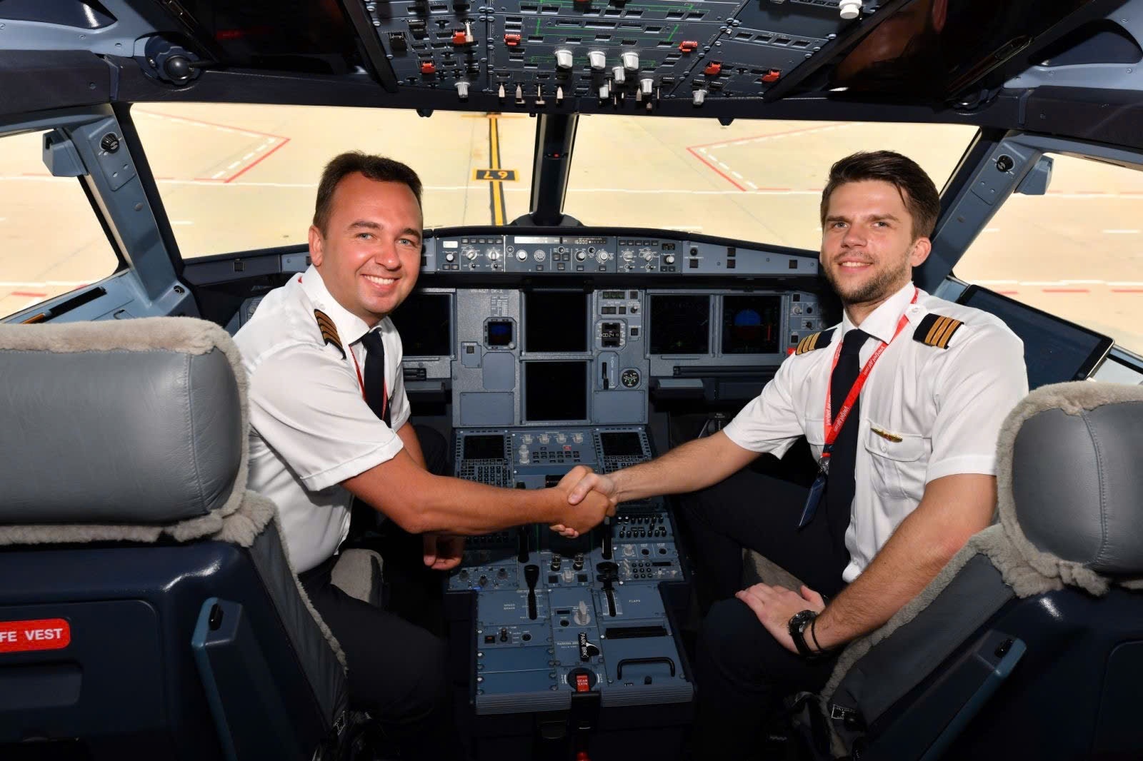 Vietjet tuyen dung anh 18