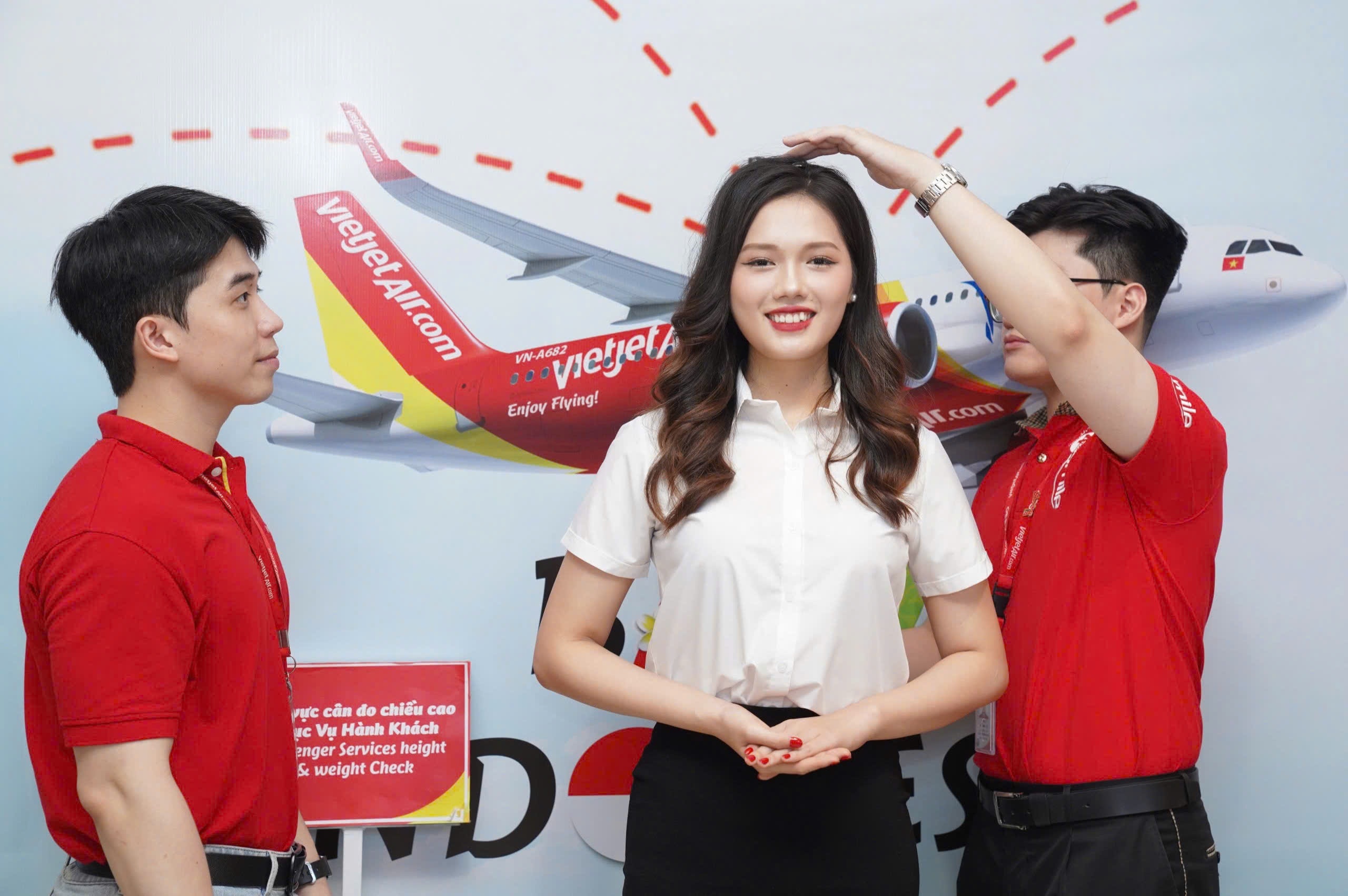 Vietjet tuyen dung anh 4