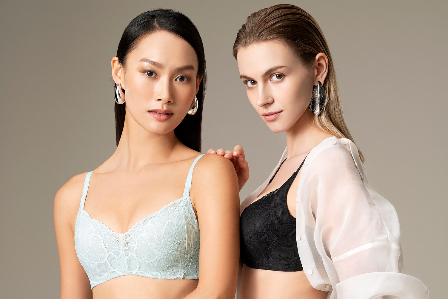 Gong Comfort Wire - nang tam ao nguc cung Triumph hinh anh