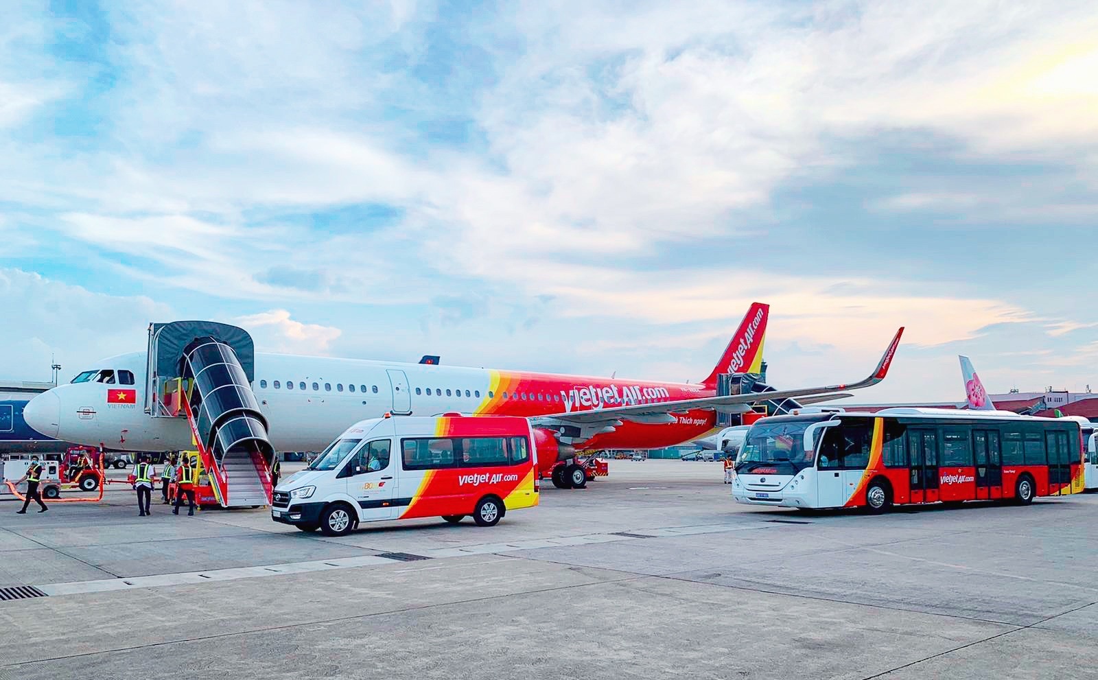 Vietjet anh 1