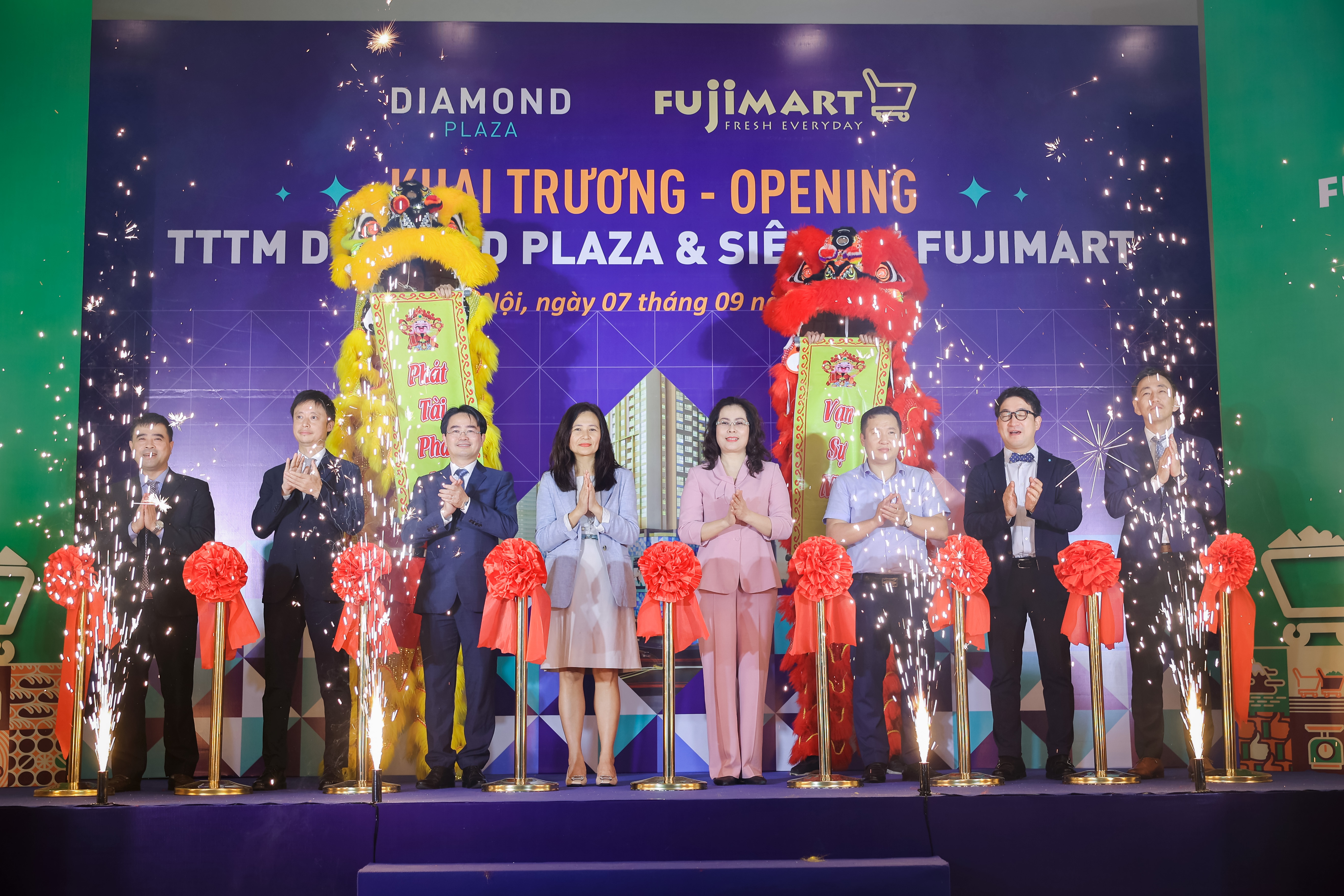TTTM Diamond Plaza, khai trương ảnh 1 TTTM Diamond Plaza, khai truong anh 1