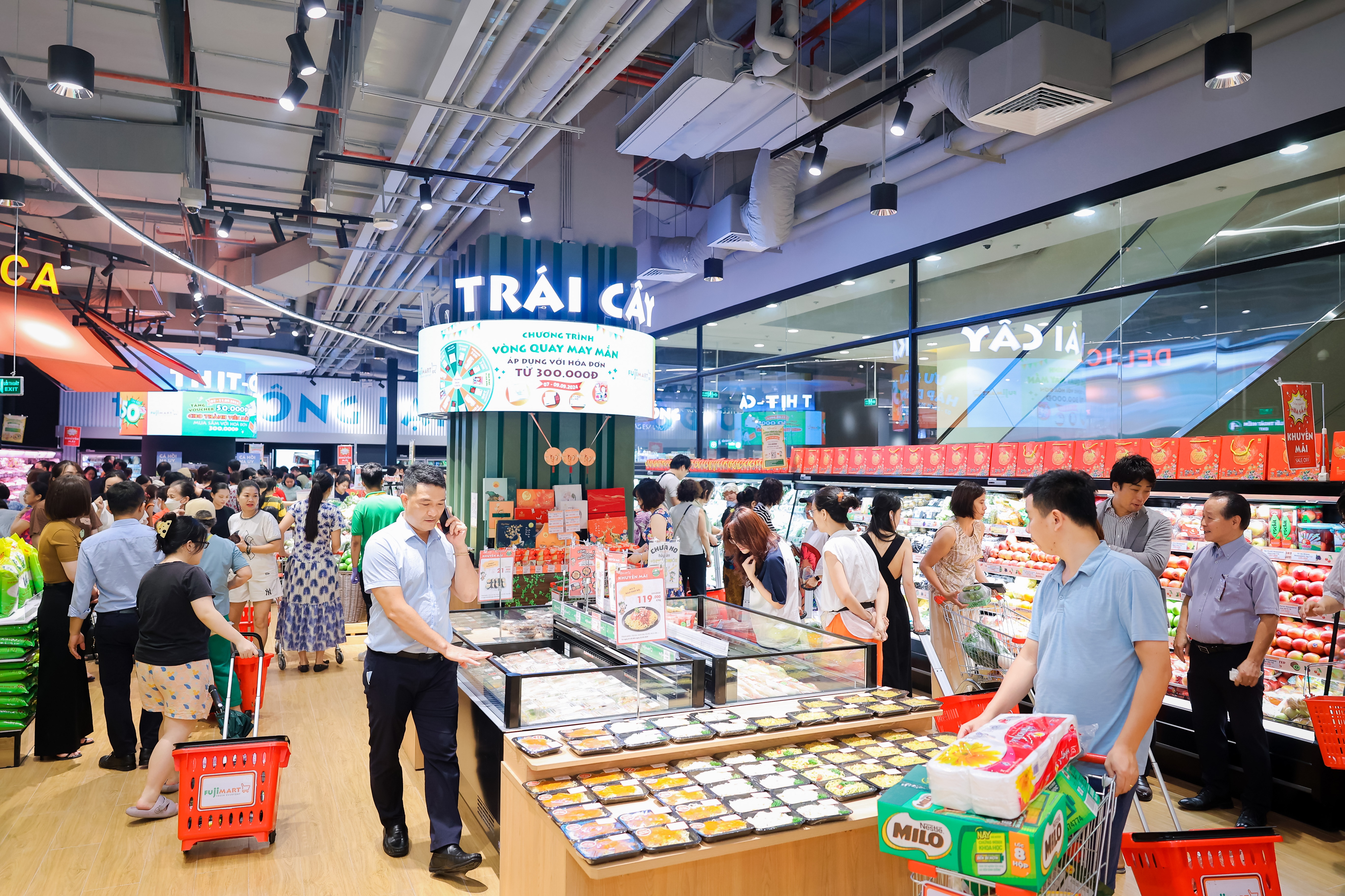 TTTM Diamond Plaza, khai trương ảnh 4 TTTM Diamond Plaza, khai truong anh 4