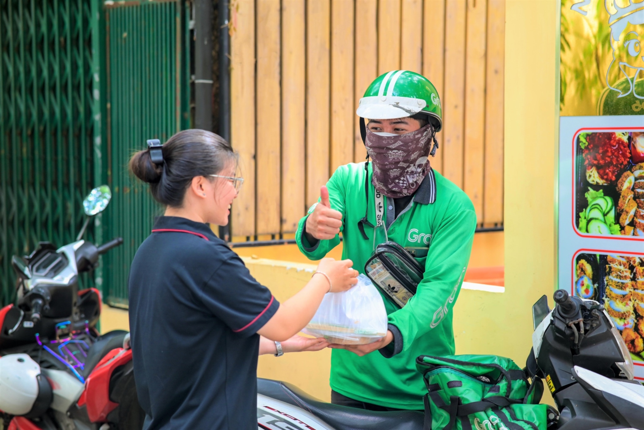 Com mi HT,  GrabFood anh 8