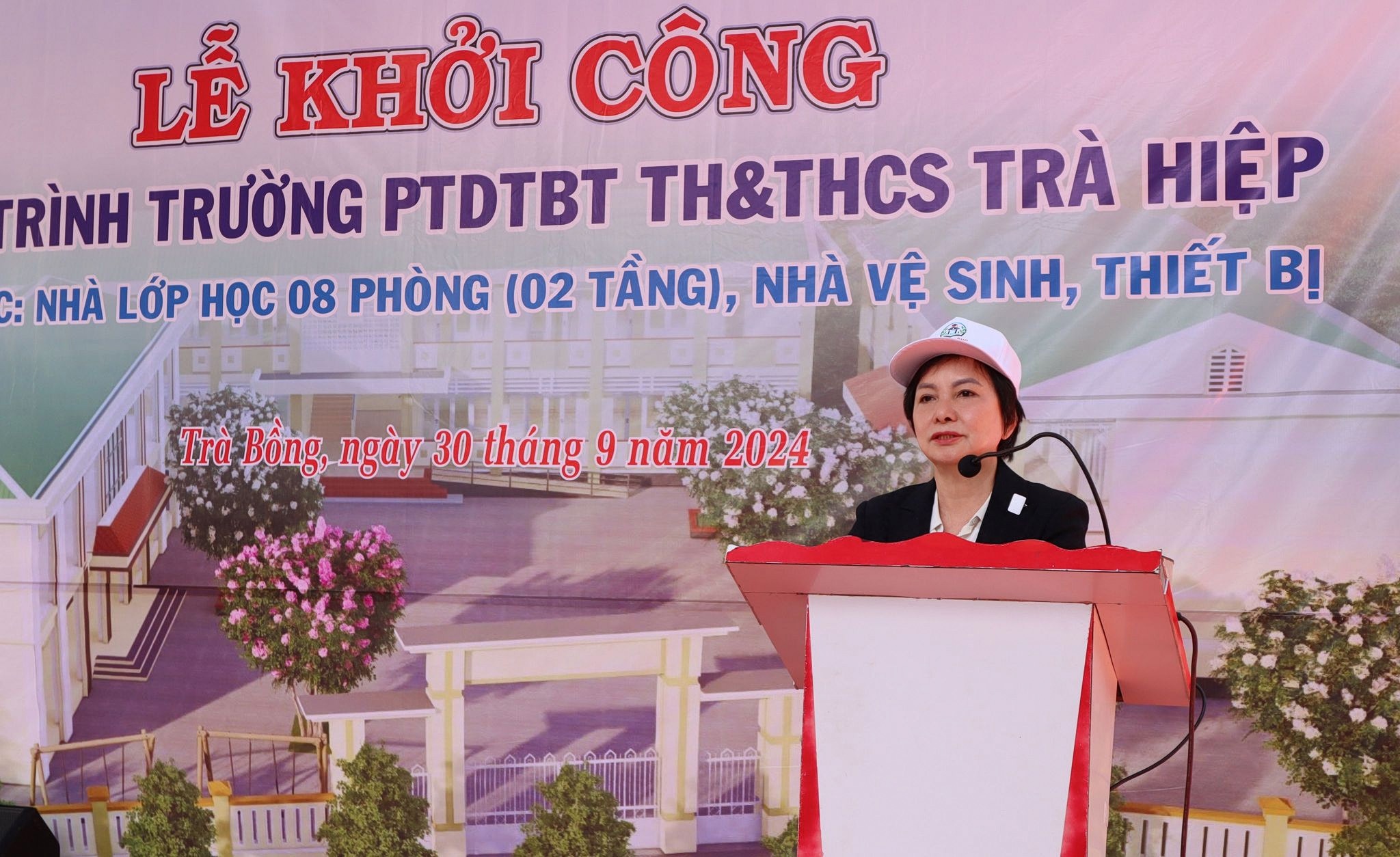 PNJ,  Cao Thi Ngoc Dung anh 3