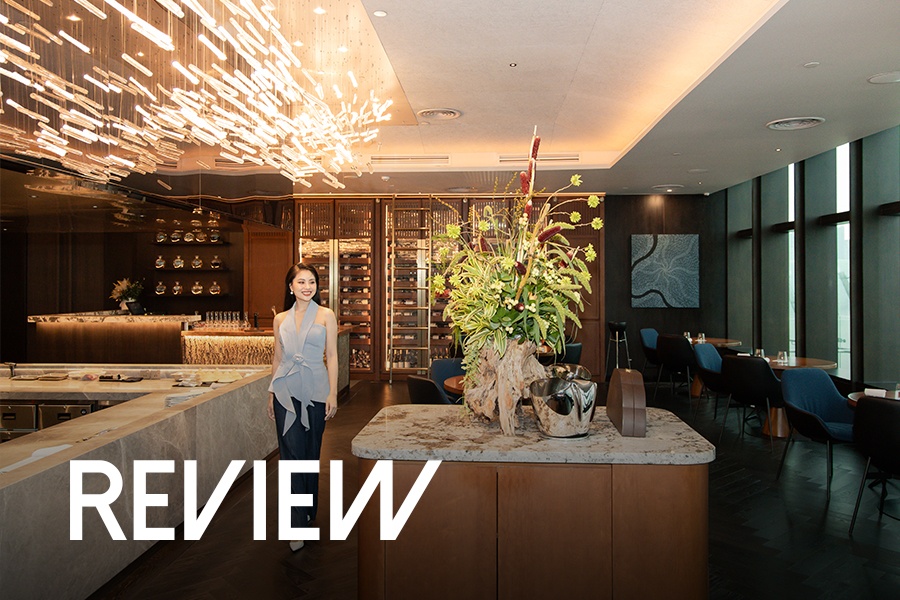 Ben trong nha hang 1 sao Michelin - Akuna hinh anh