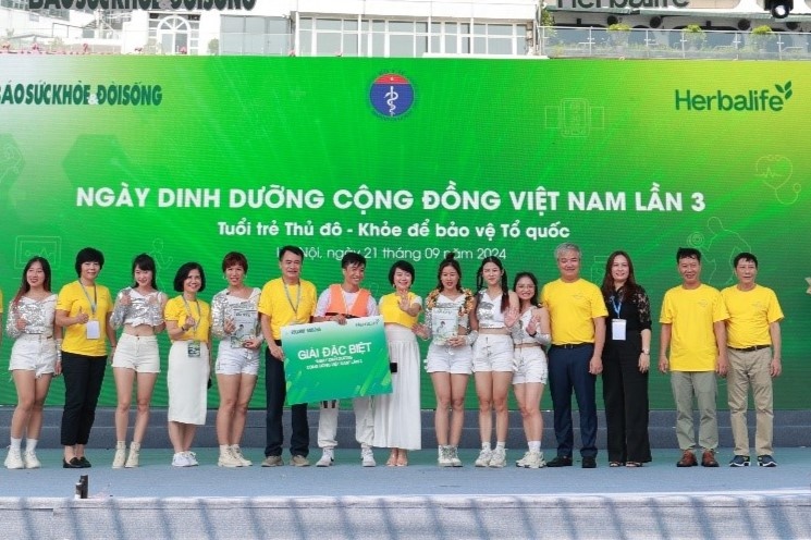 Herbalife lan toa loi song lanh manh tai Ngay dinh duong cong dong hinh anh