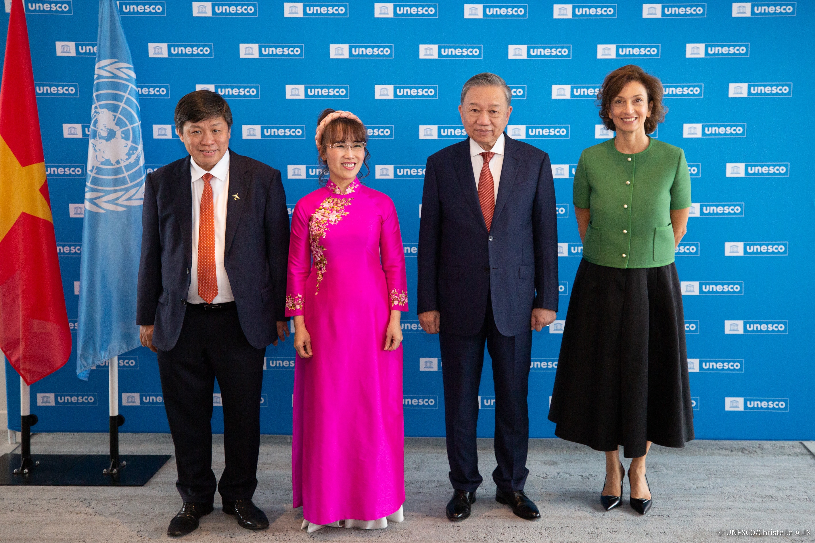 Tap doan SOVICO anh 2