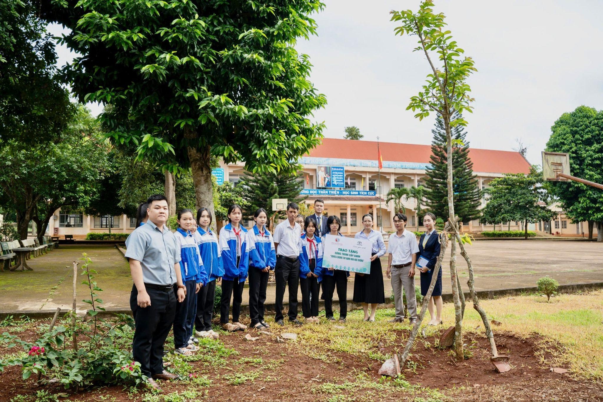 Toyota Viet Nam anh 2