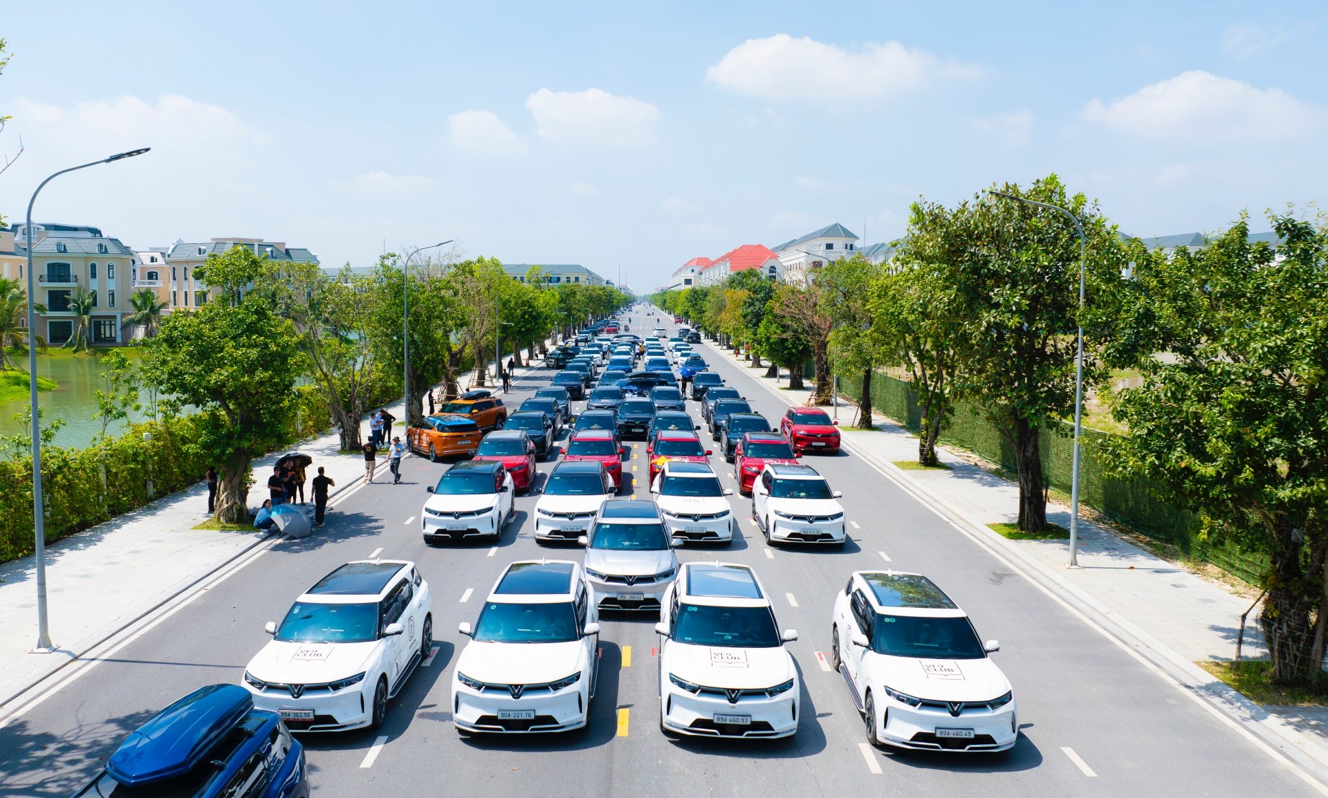 VF 9,  333 xe VF 9 anh 1