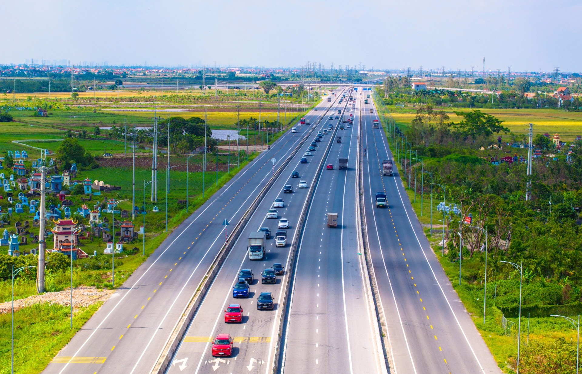 VF 9,  333 xe VF 9 anh 4