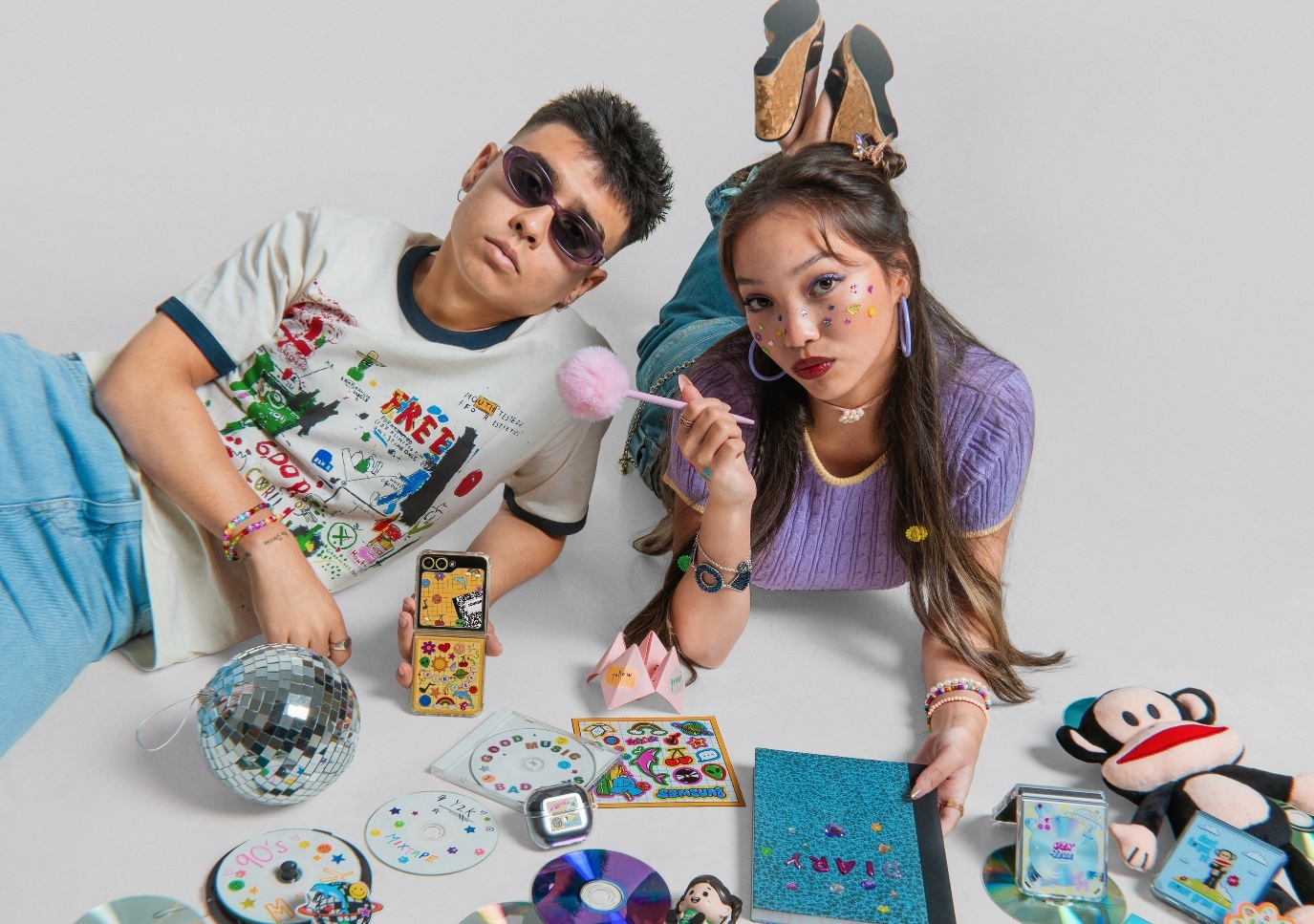 Galaxy Z Flip6 - tuong lai cong nghe trong thiet ke dan dau xu huong hinh anh