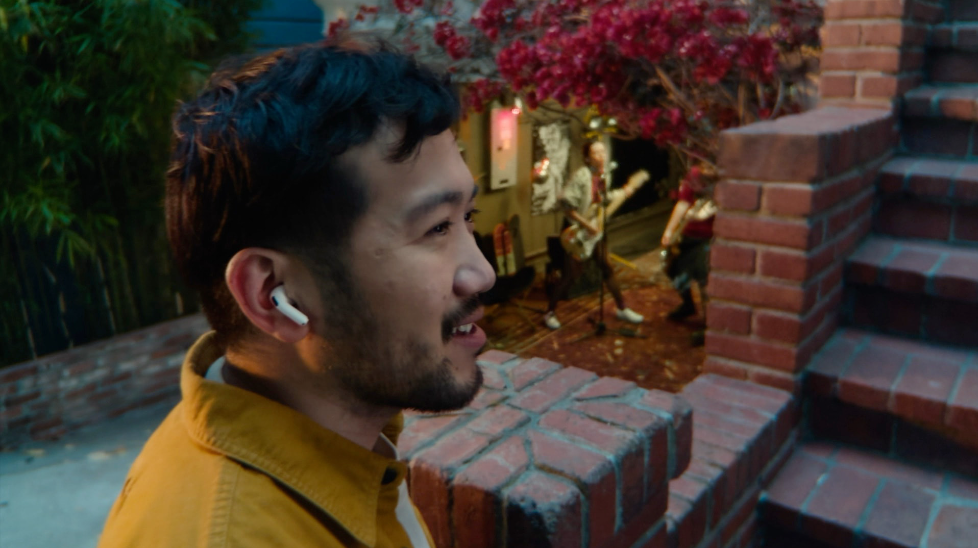 TopZone,  AirPods 4 anh 4