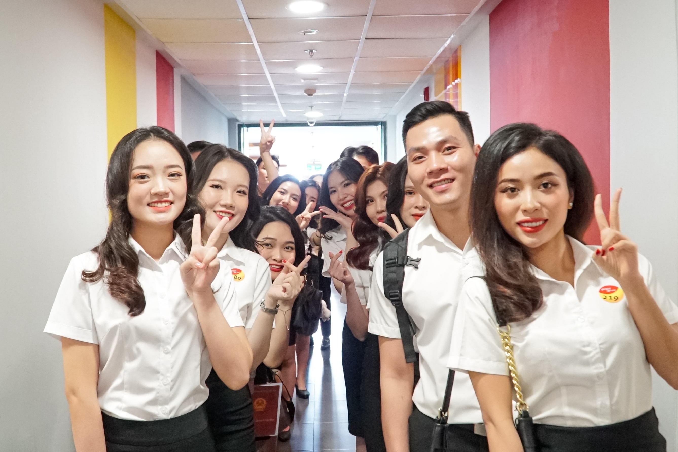 Vietjet tuyển dụng ảnh 13 Vietjet tuyen dung anh 13