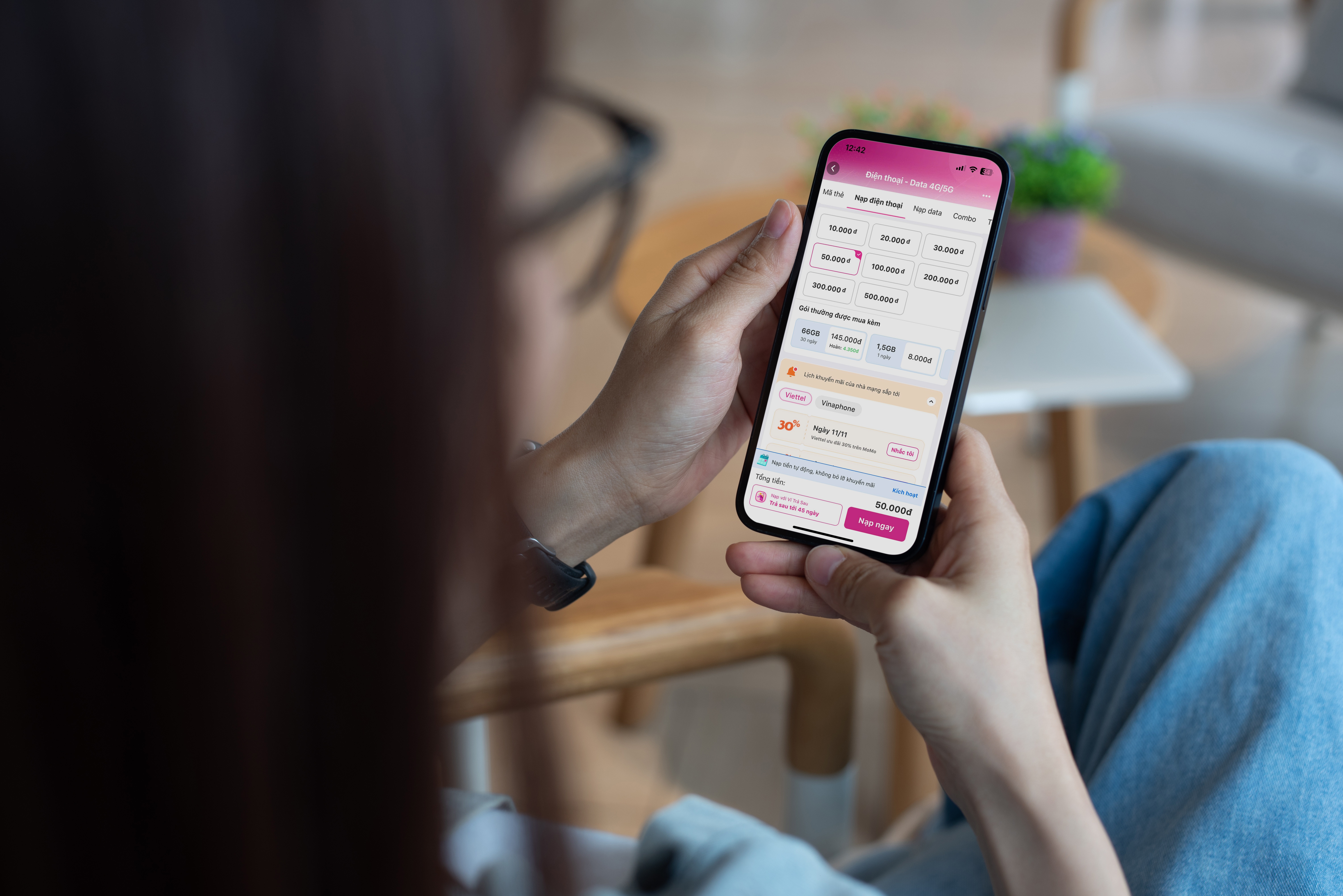 MoMo, ảnh 3 MoMo, anh 3