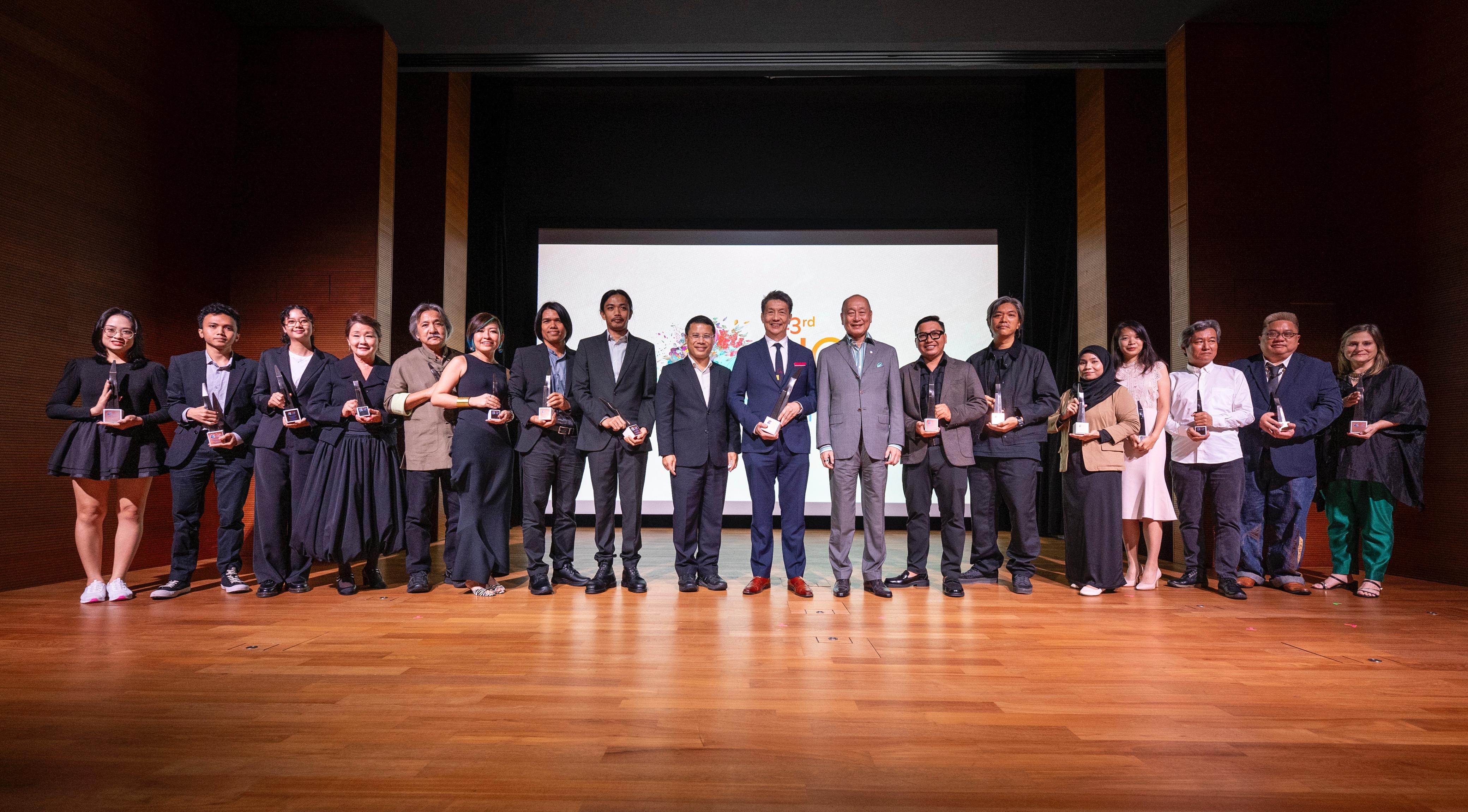 UOB ảnh 3 UOB anh 3