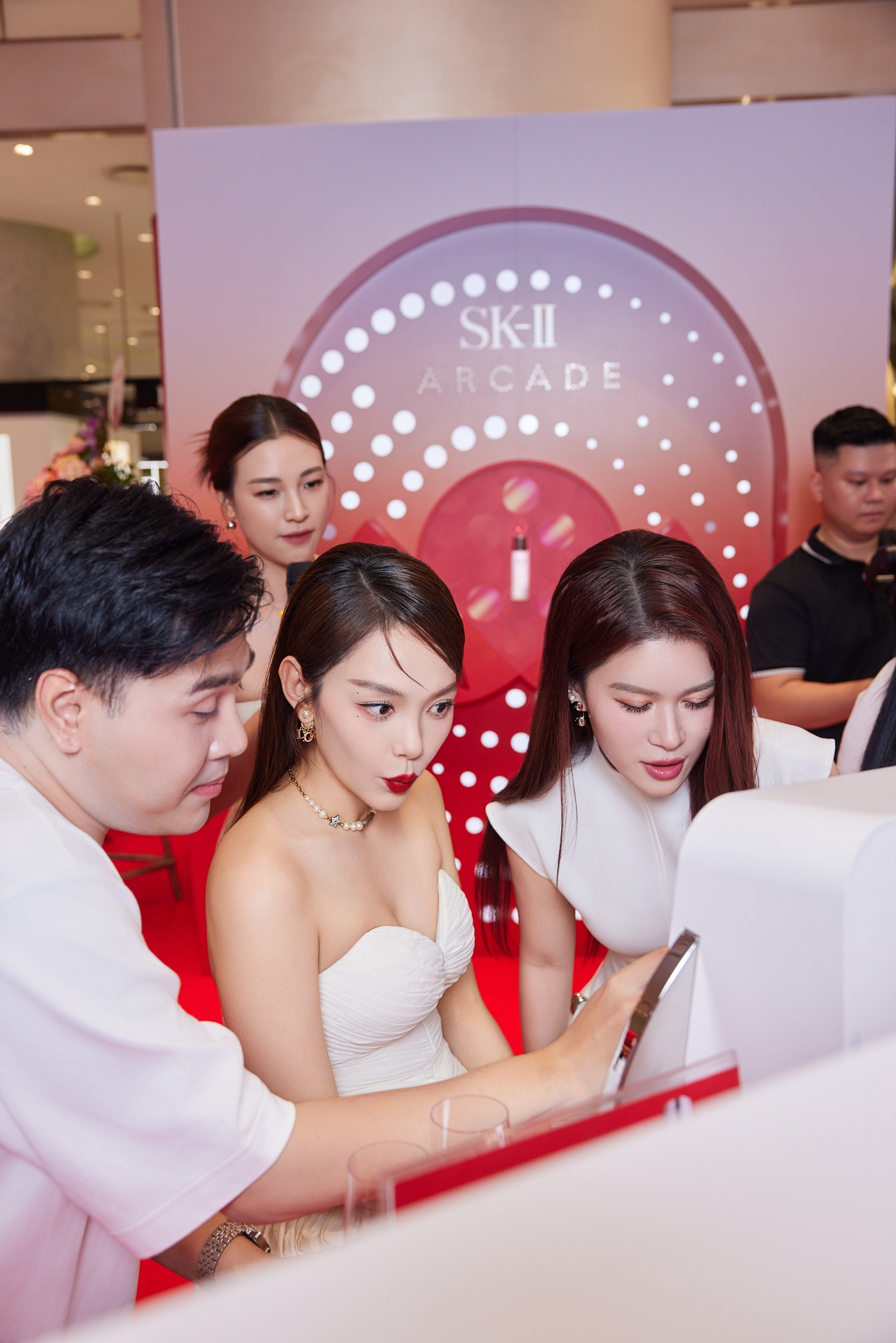 SK-II,  nuoc than SK-II anh 4