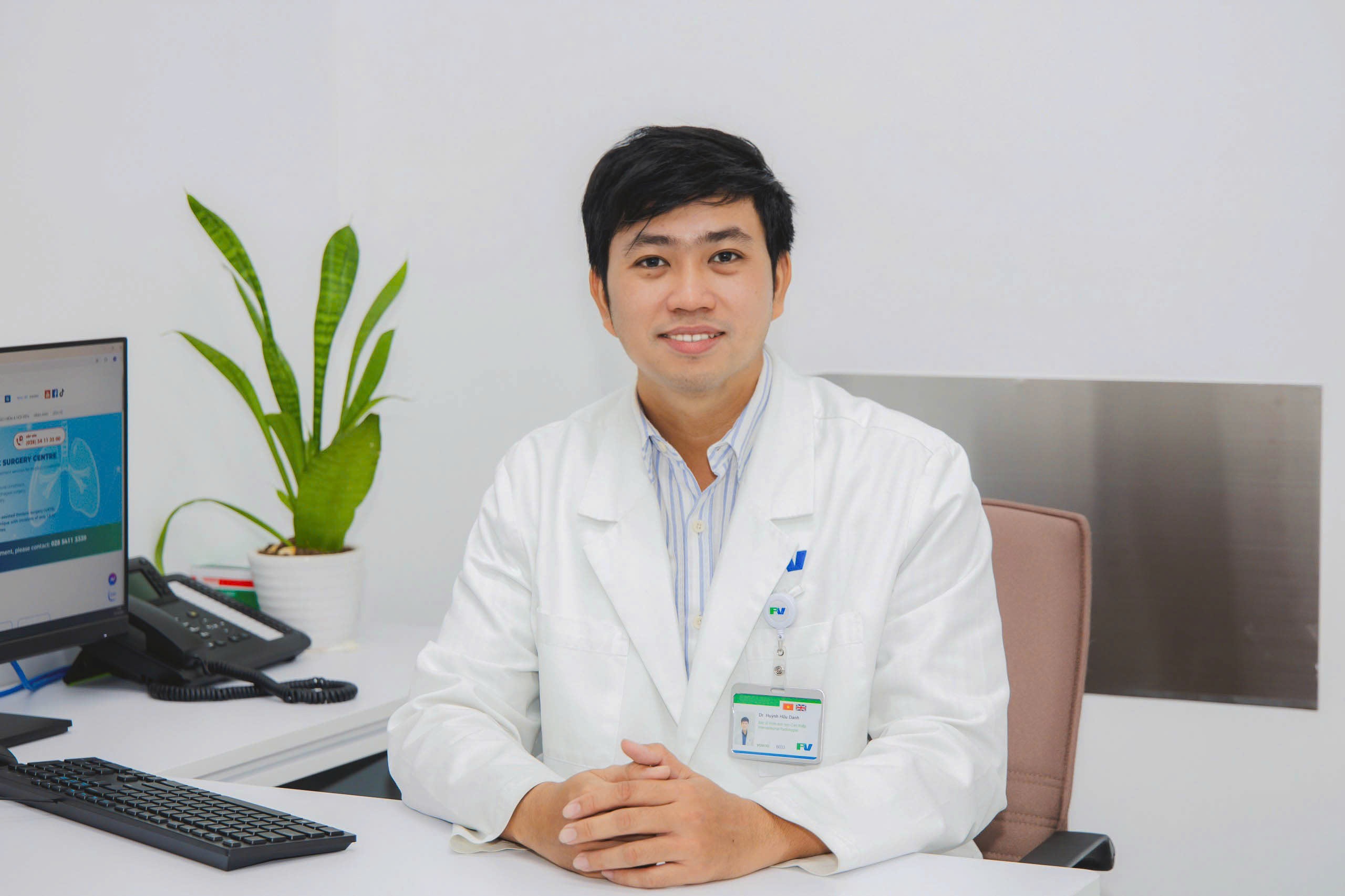 BSCKI Huynh Huu Danh, can thiep noi mach anh 1