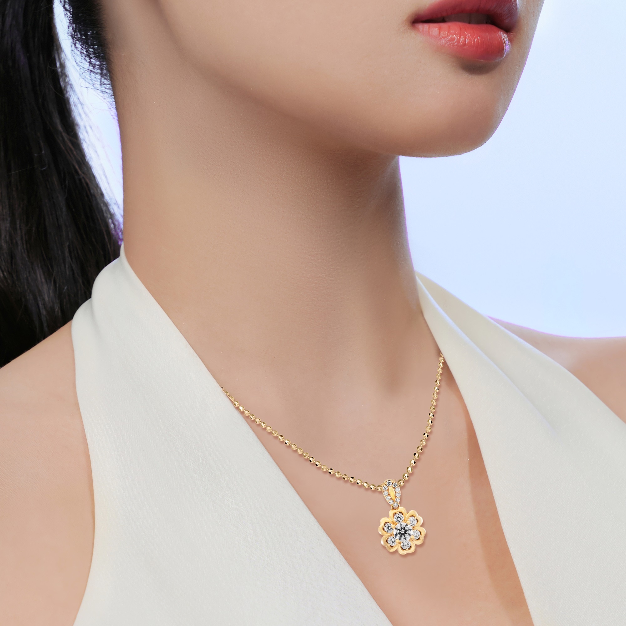 PNJ,  trang suc hoa anh 2