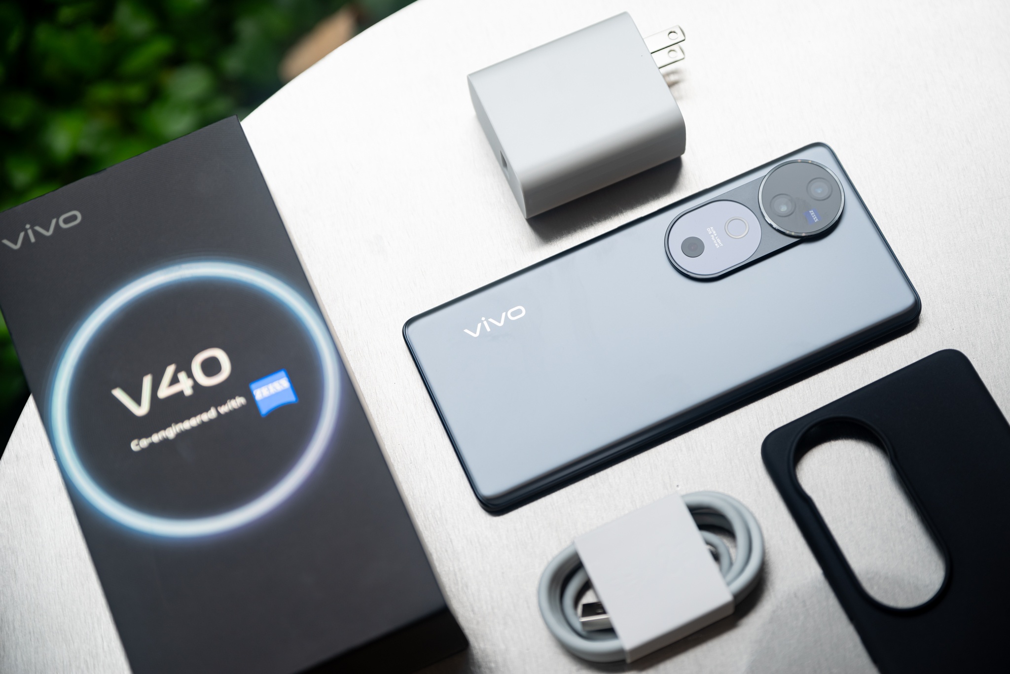 vivo V40 5G anh 1