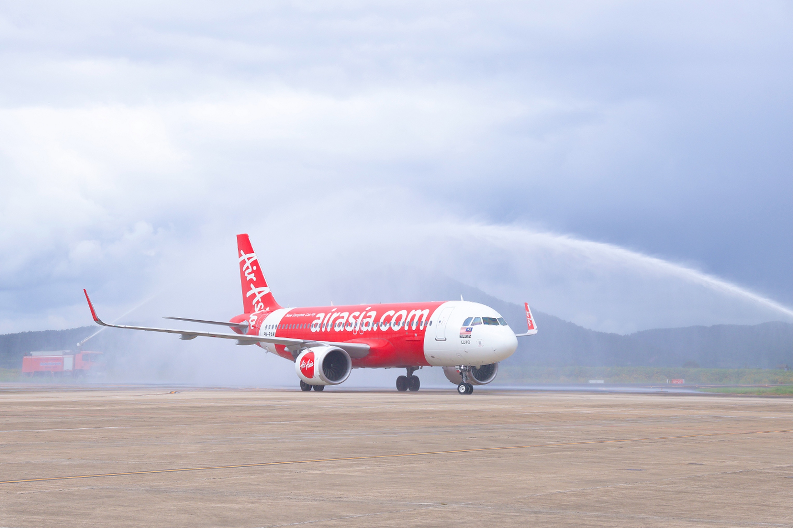 AirAsia khang dinh vi the chien luoc cua Viet Nam voi 5 duong bay moi hinh anh