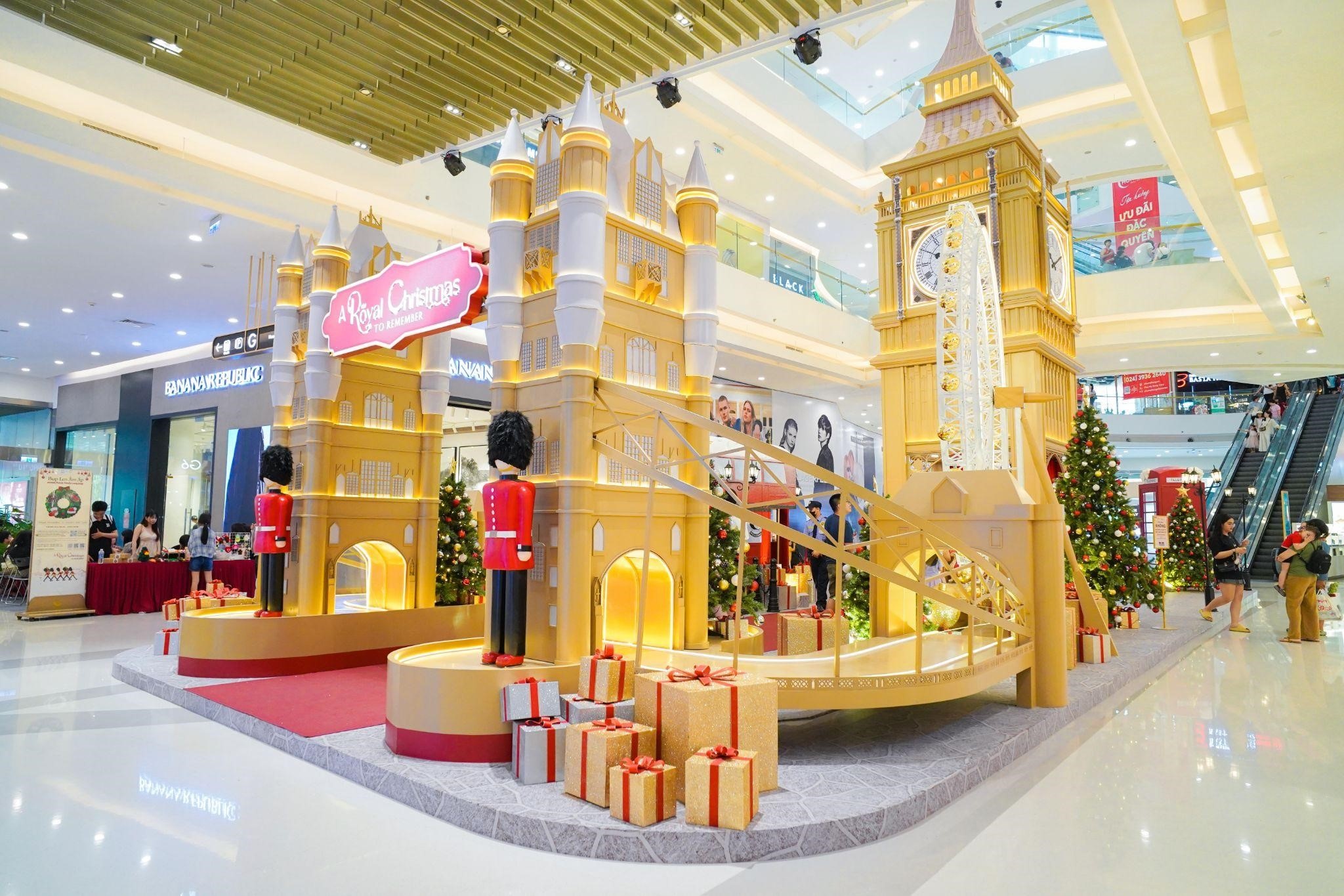 Crescent Mall anh 1