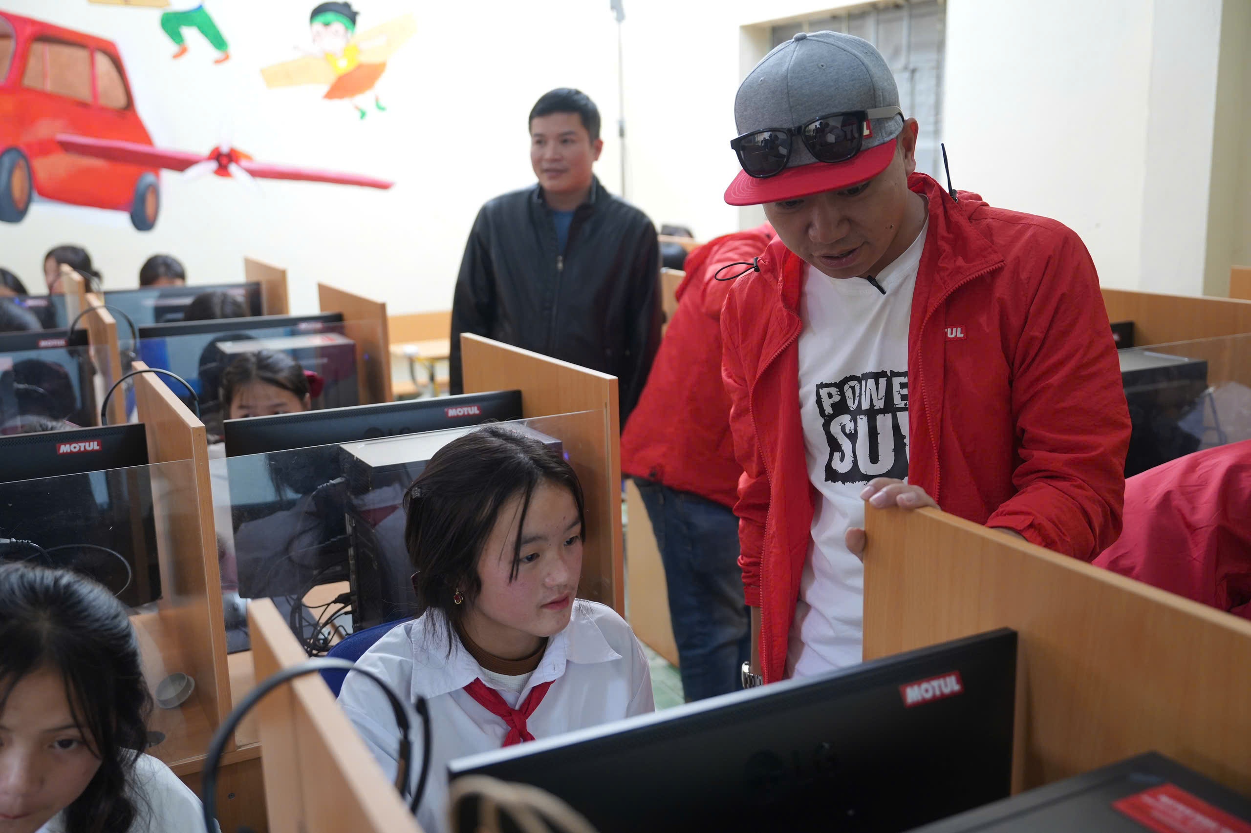 Chat noi dinh cuc anh 4