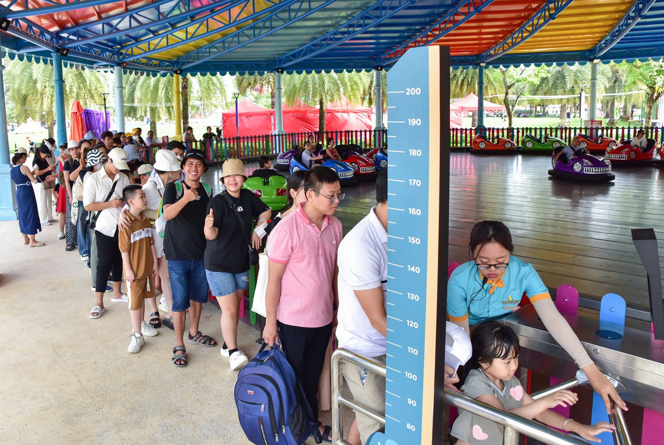 8Wonder Winter 2024 anh 2