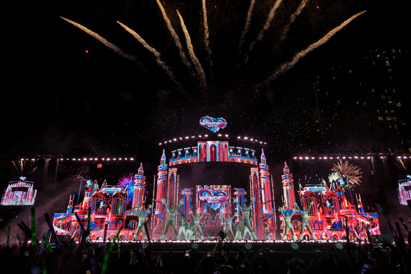 8Wonder Winter anh 1