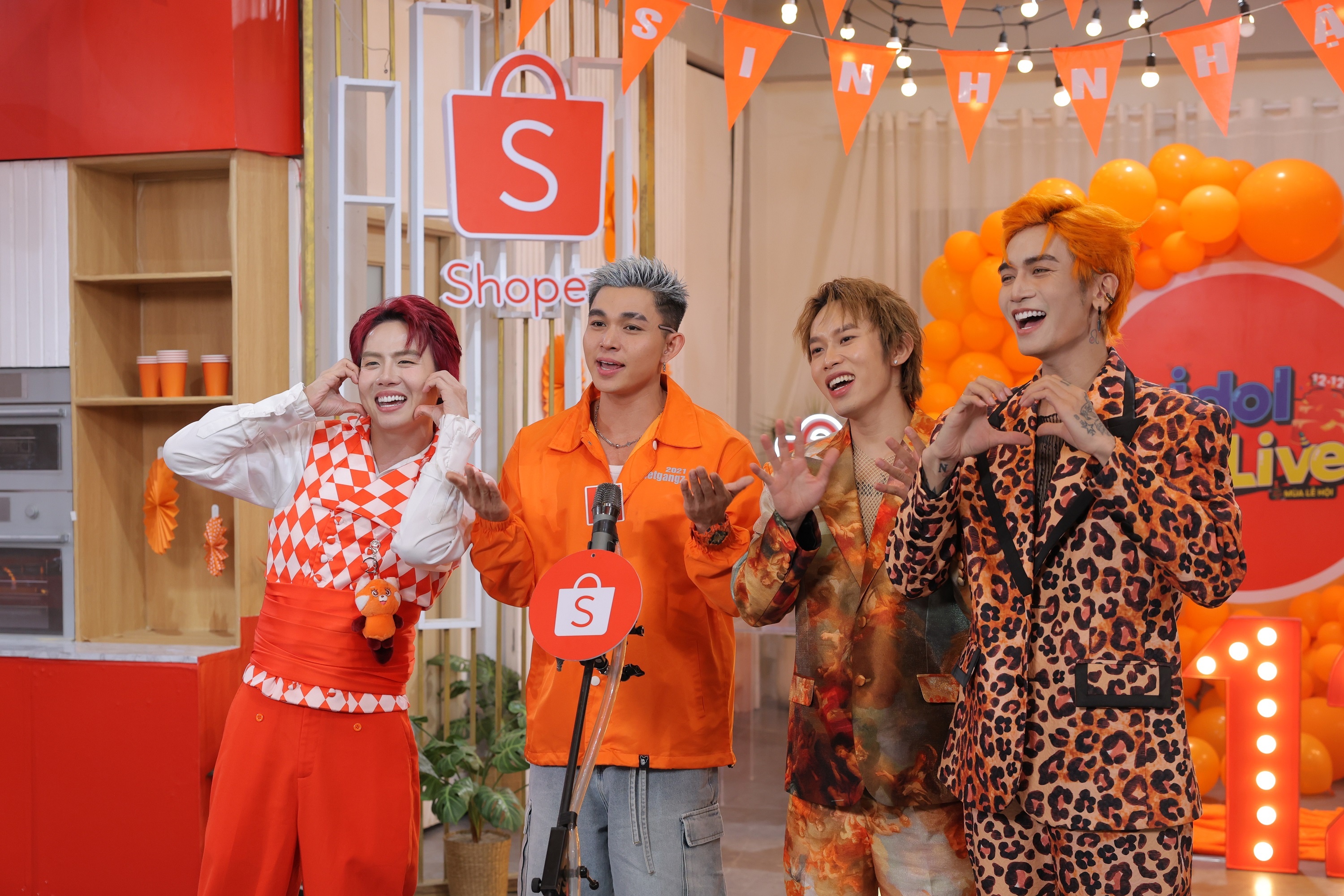 Shopee,  Shopee Live 12/12 anh 6