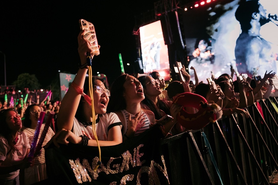 Du khach noi gi ve le hoi 8Wonder Winter Festival? hinh anh