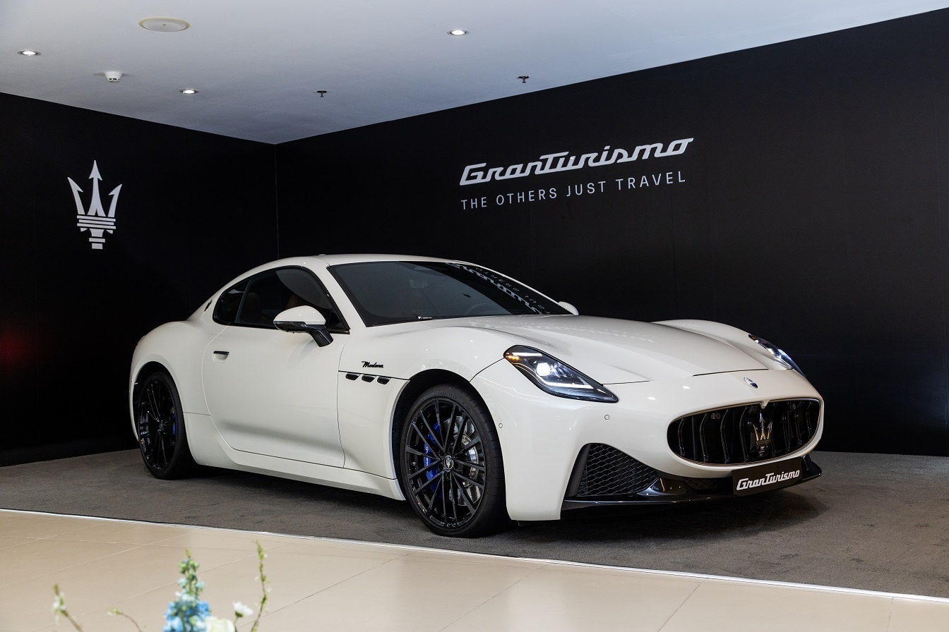 Maserati GranTurismo anh 1