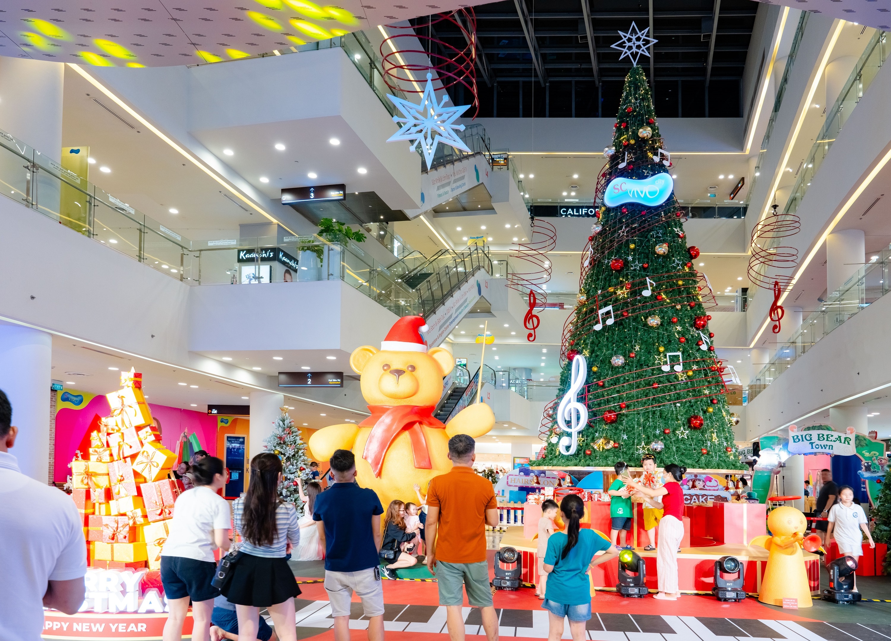 SC VivoCity,  vui Giang sinh anh 1