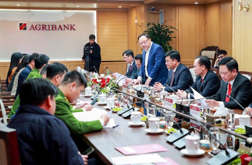 Agribank,  Trung tam RAR anh 3