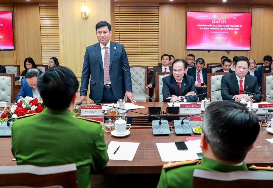 Agribank,  Trung tam RAR anh 4