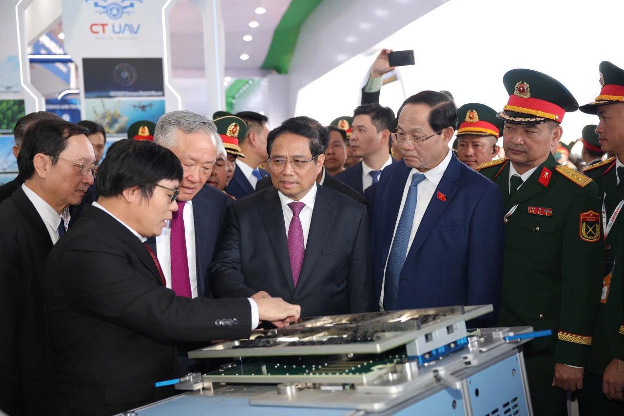 CT Semiconductor,  nganh ban dan anh 1