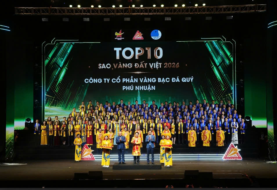 PNJ duoc vinh danh top 10 Sao Vang dat Viet hinh anh