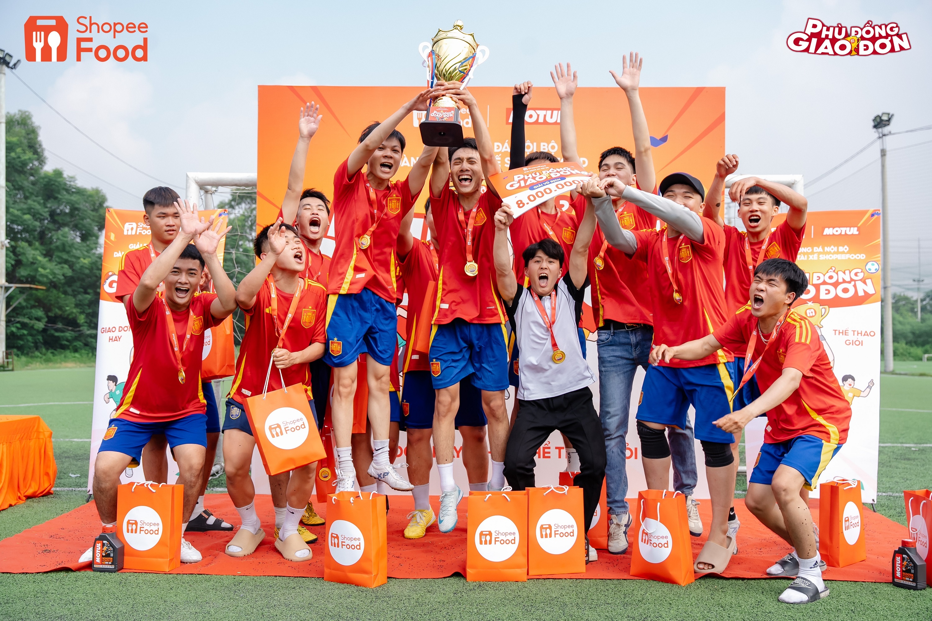 ShopeeFood,  xe cam anh 12