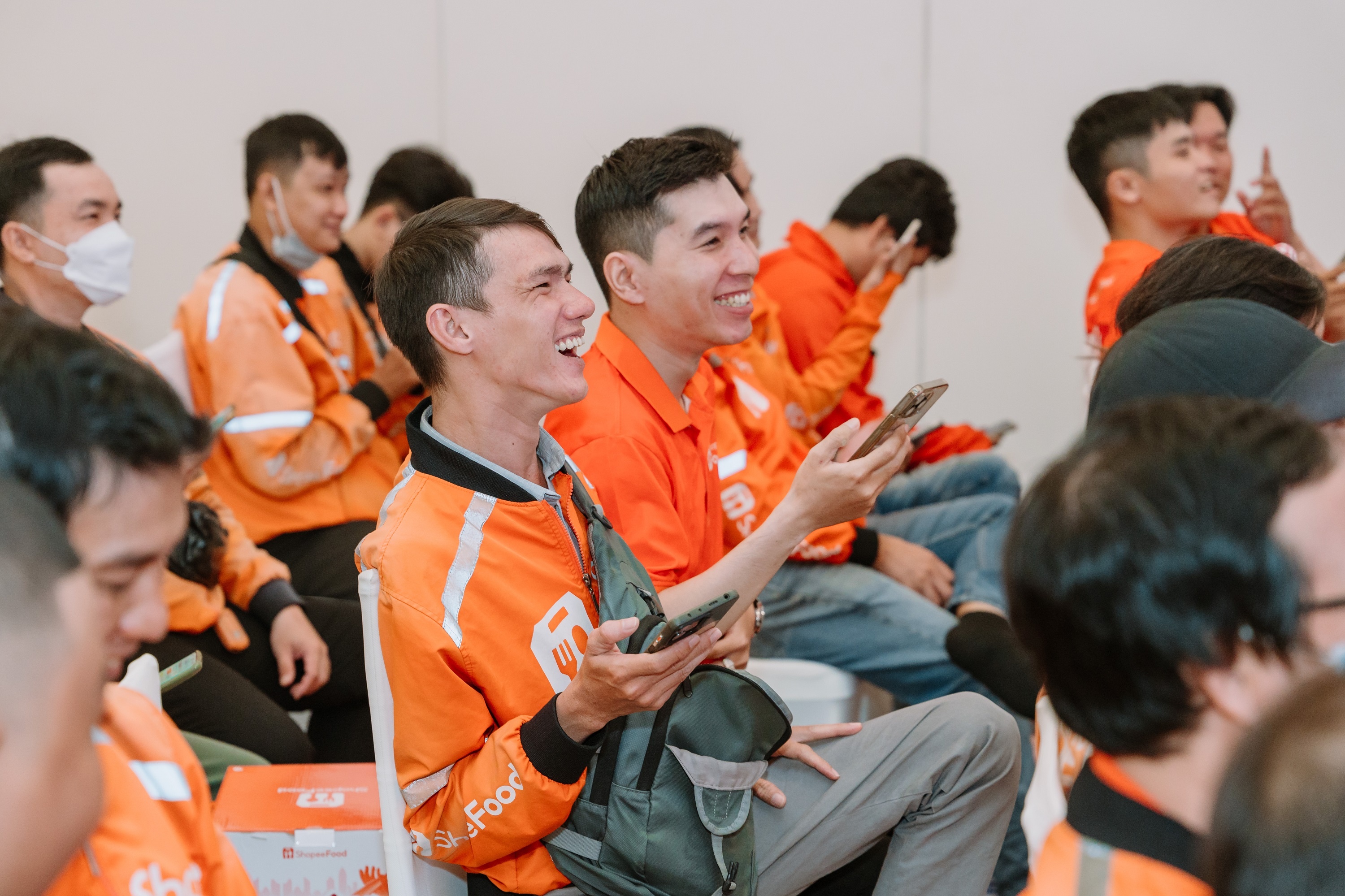 ShopeeFood,  xe cam anh 8