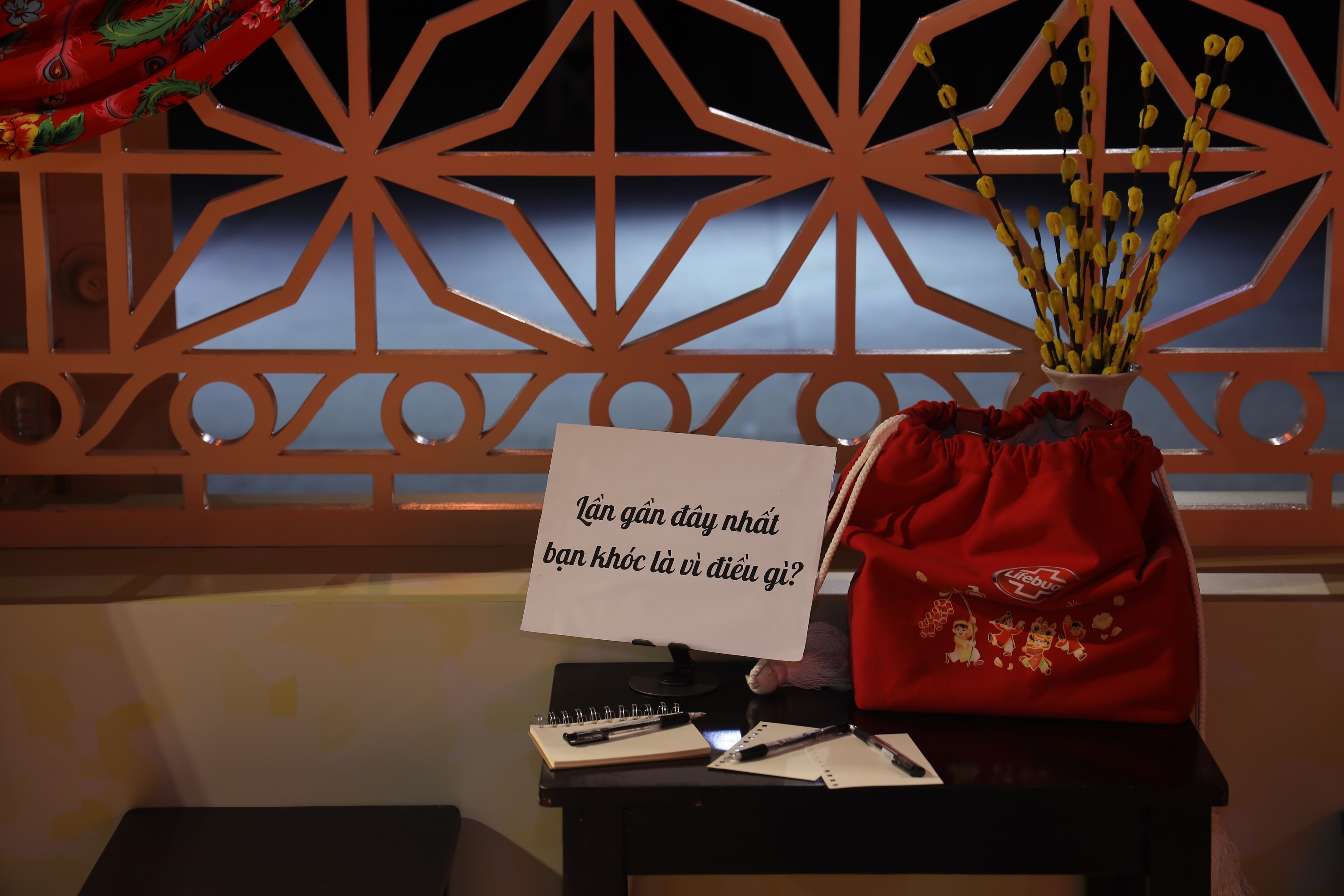 Tet Vo Ve,  trien lam Vo Ve anh 36