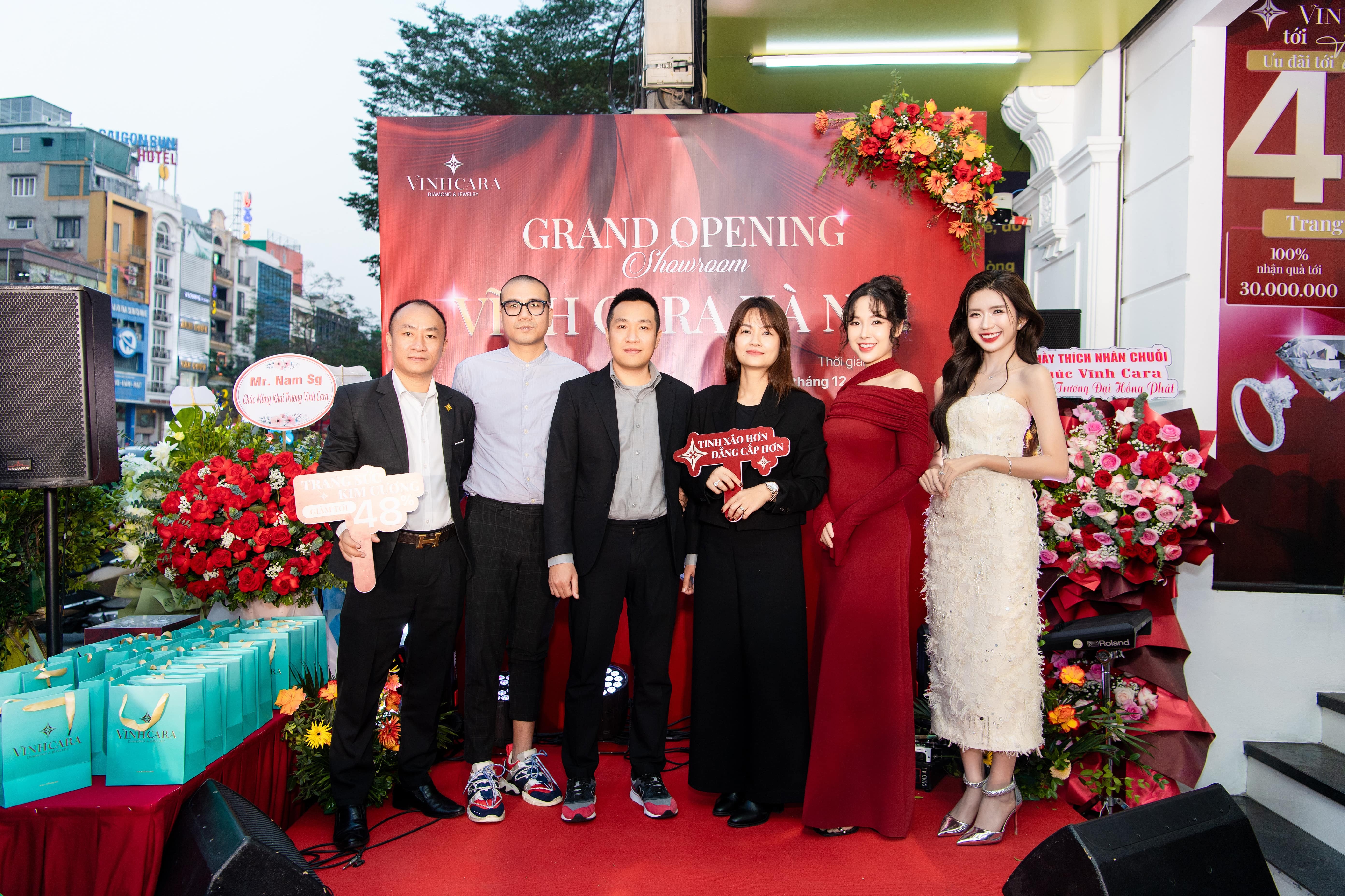 10 nam vuon minh cua he thong che tac trang suc cao cap Vinh Cara hinh anh